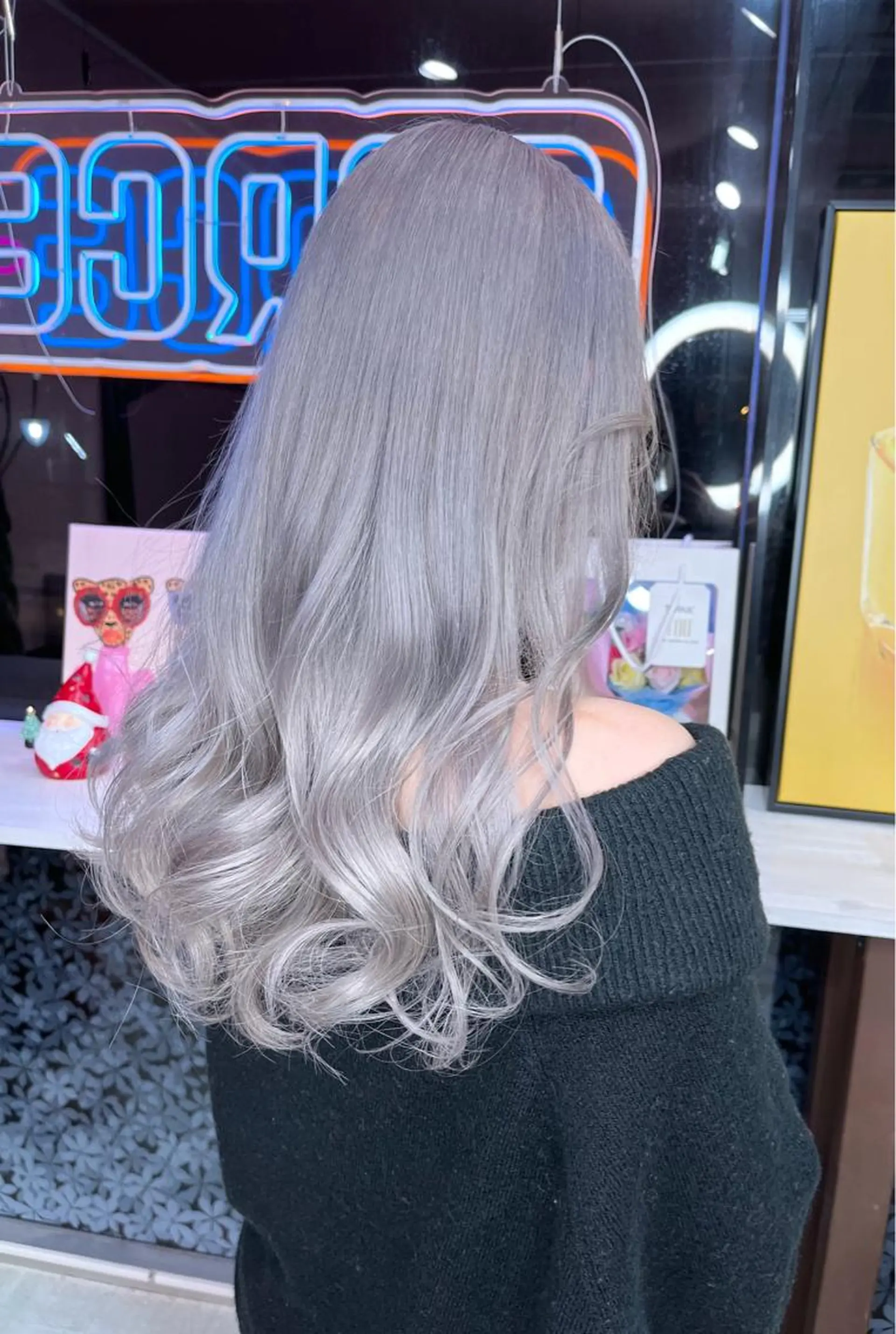 ロング ヘアカラー 🔥金山 諒平🔥のヘアスタイル