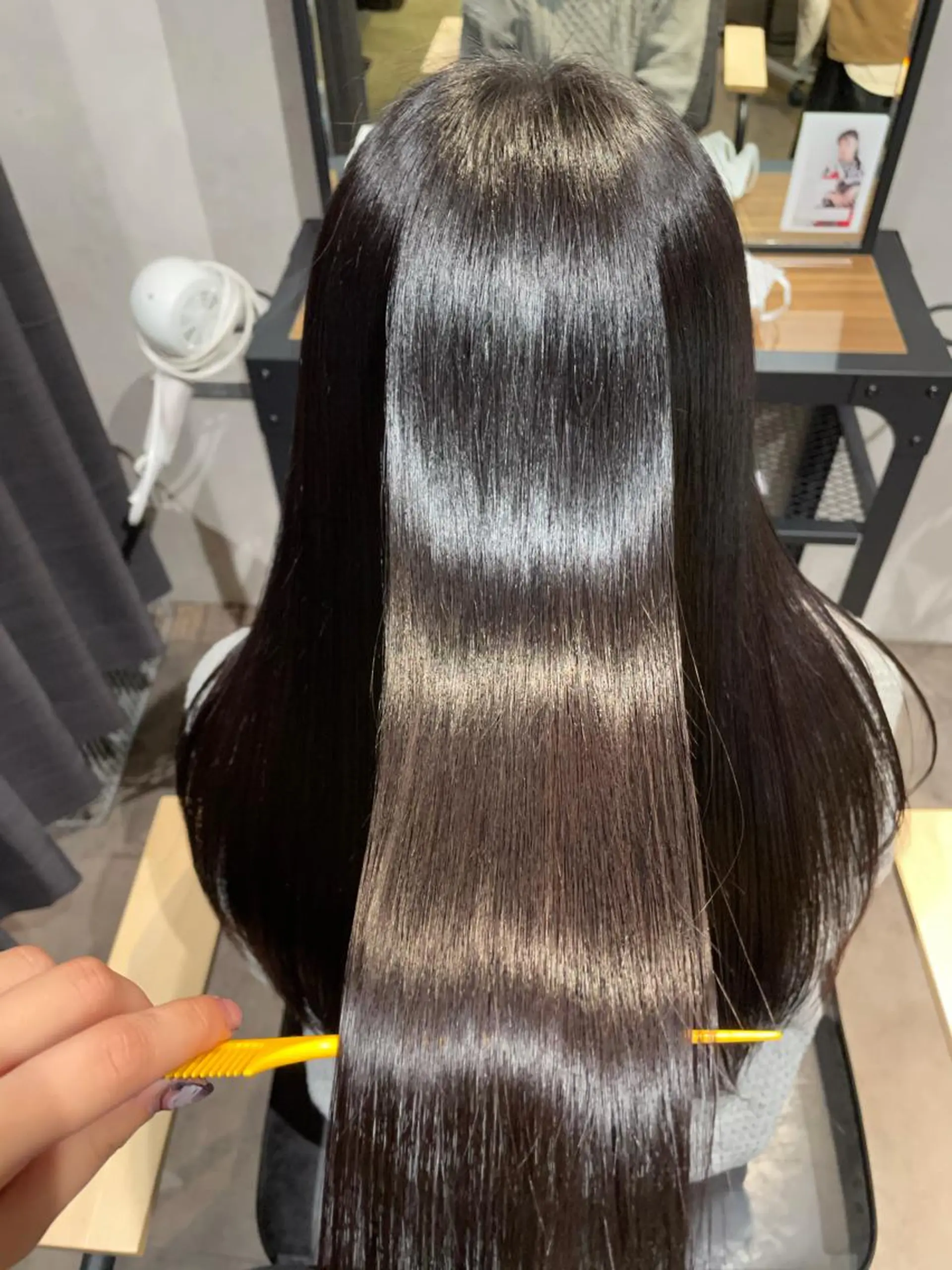 ロング カラー 髪質改善 トリートメント ヘアカラー トリートメント ナチュラル透明感🌱 小山美樹子のヘアスタイル