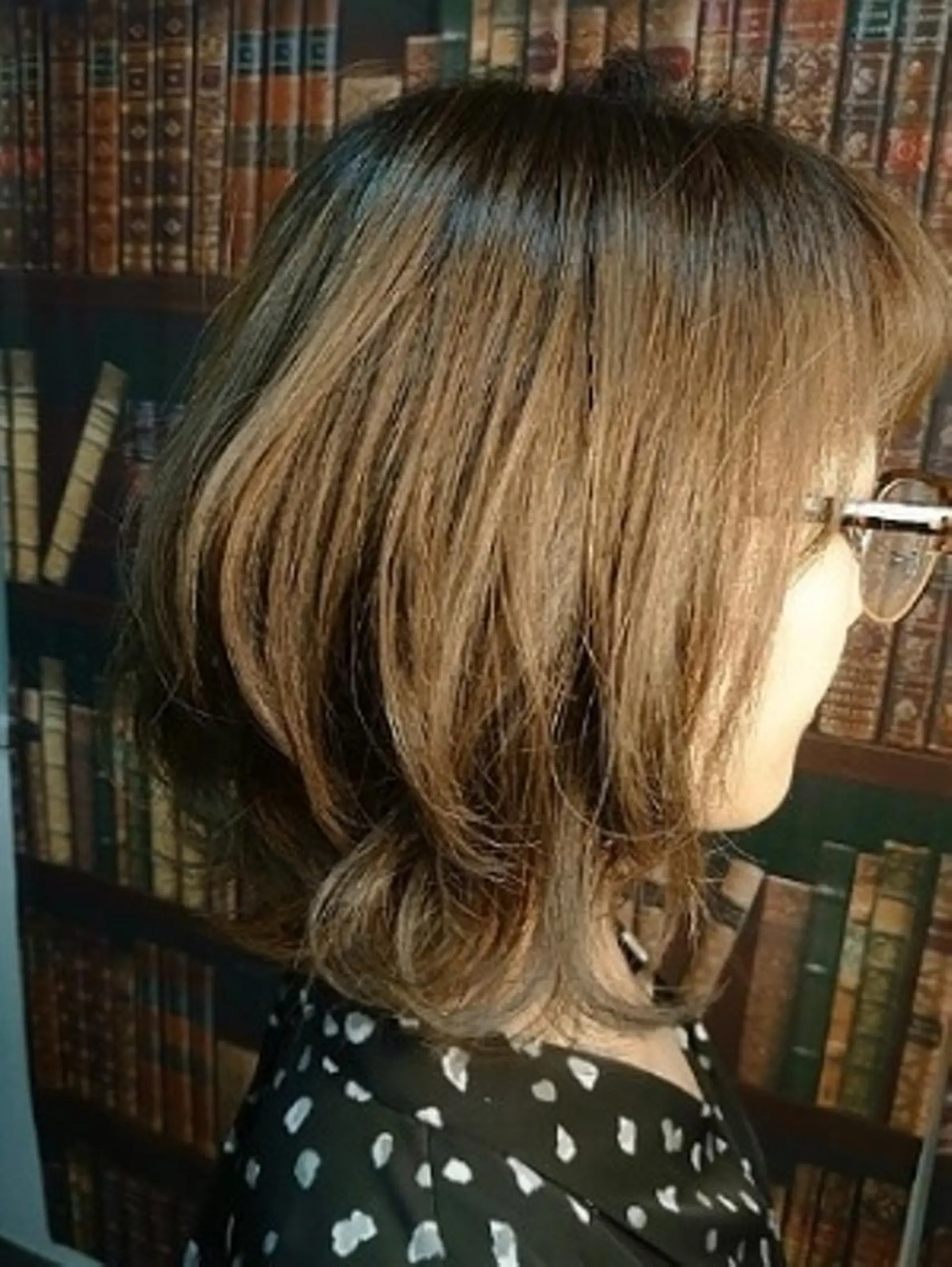 ミディアム 外ハネヘア 【西八王子】Siq  ●FM●オーナーのヘアスタイル