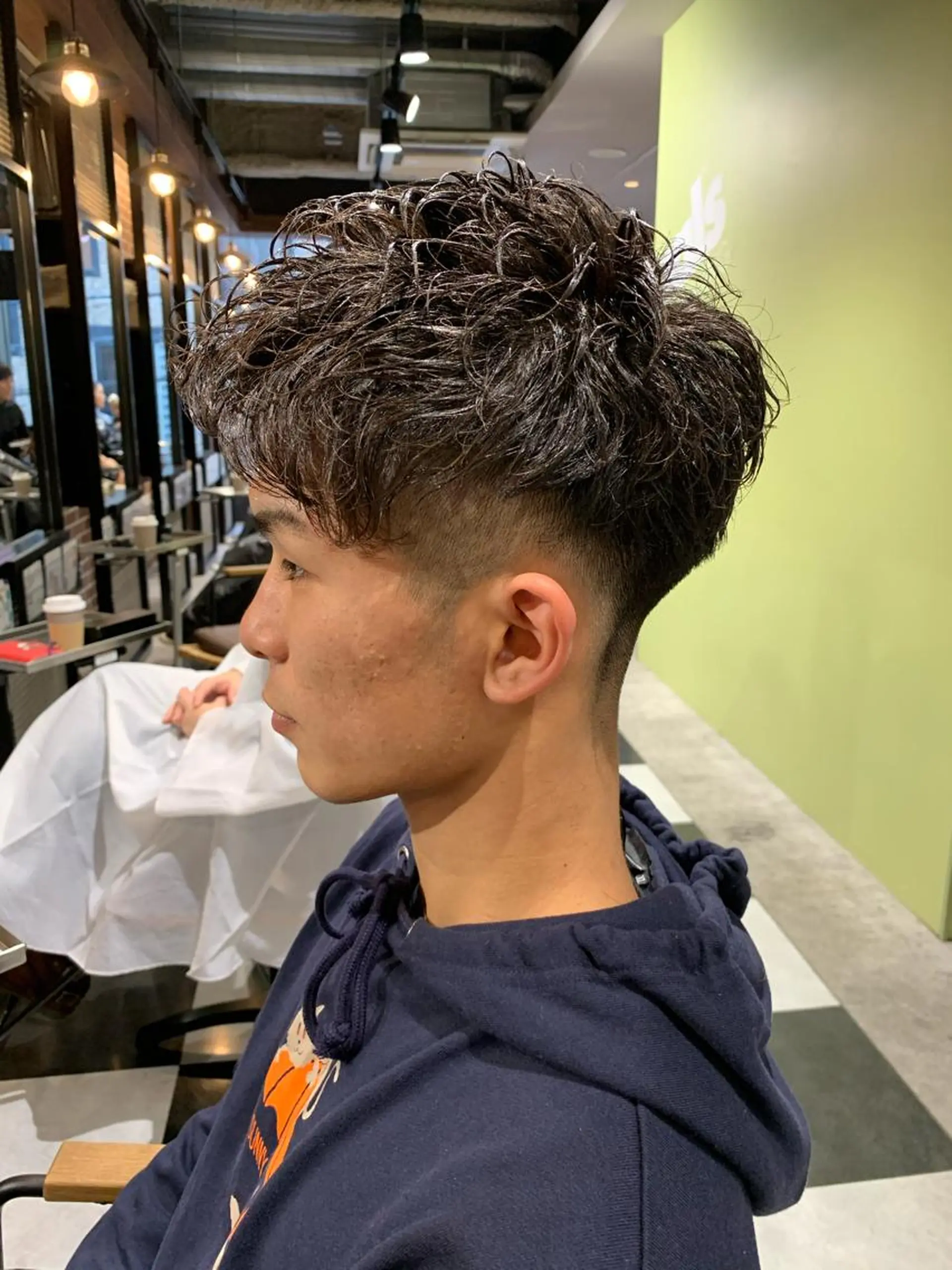 ショート カット パーマ トリートメント 坪井 彰吾のヘアスタイル