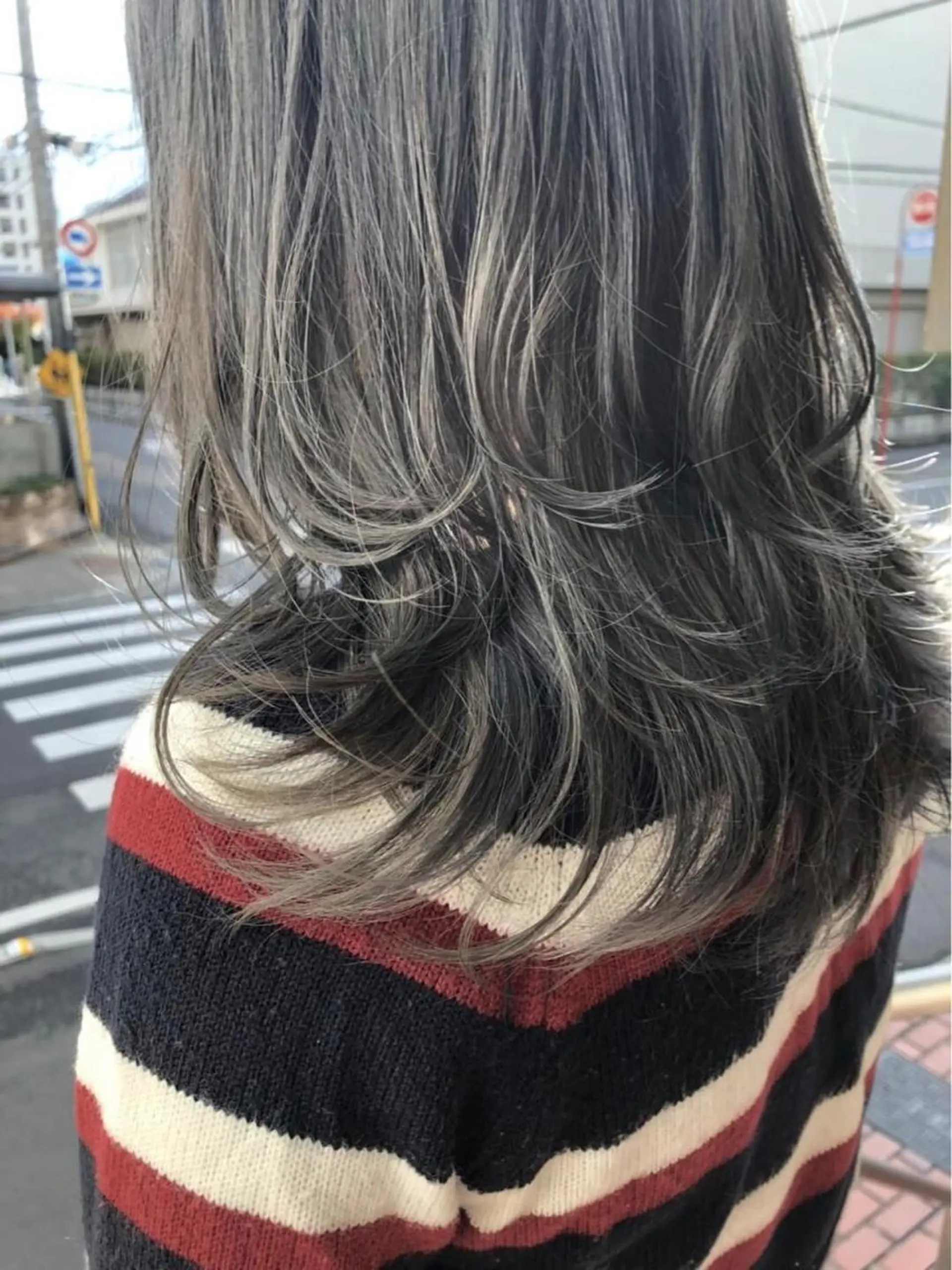 セミロング カラー カット ヘアカラー 岡本 一平のヘアスタイル