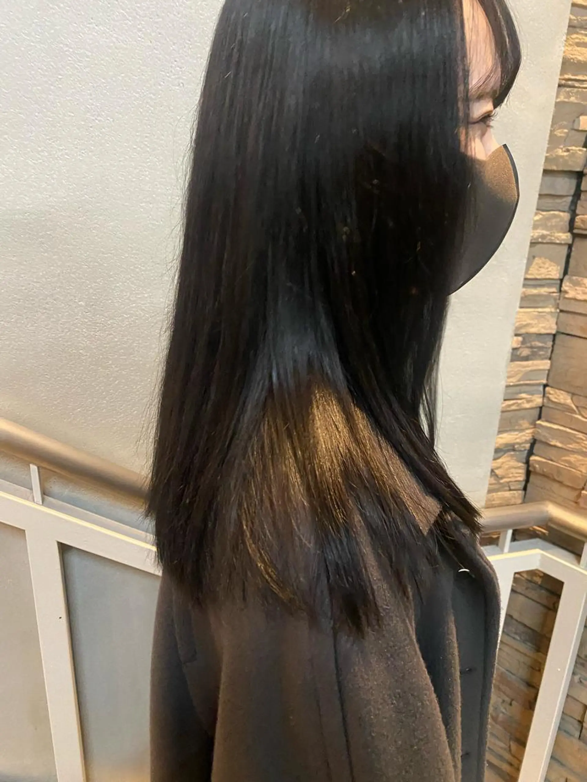 セミロング 艶カラー　宮﨑 蒼のヘアスタイル
