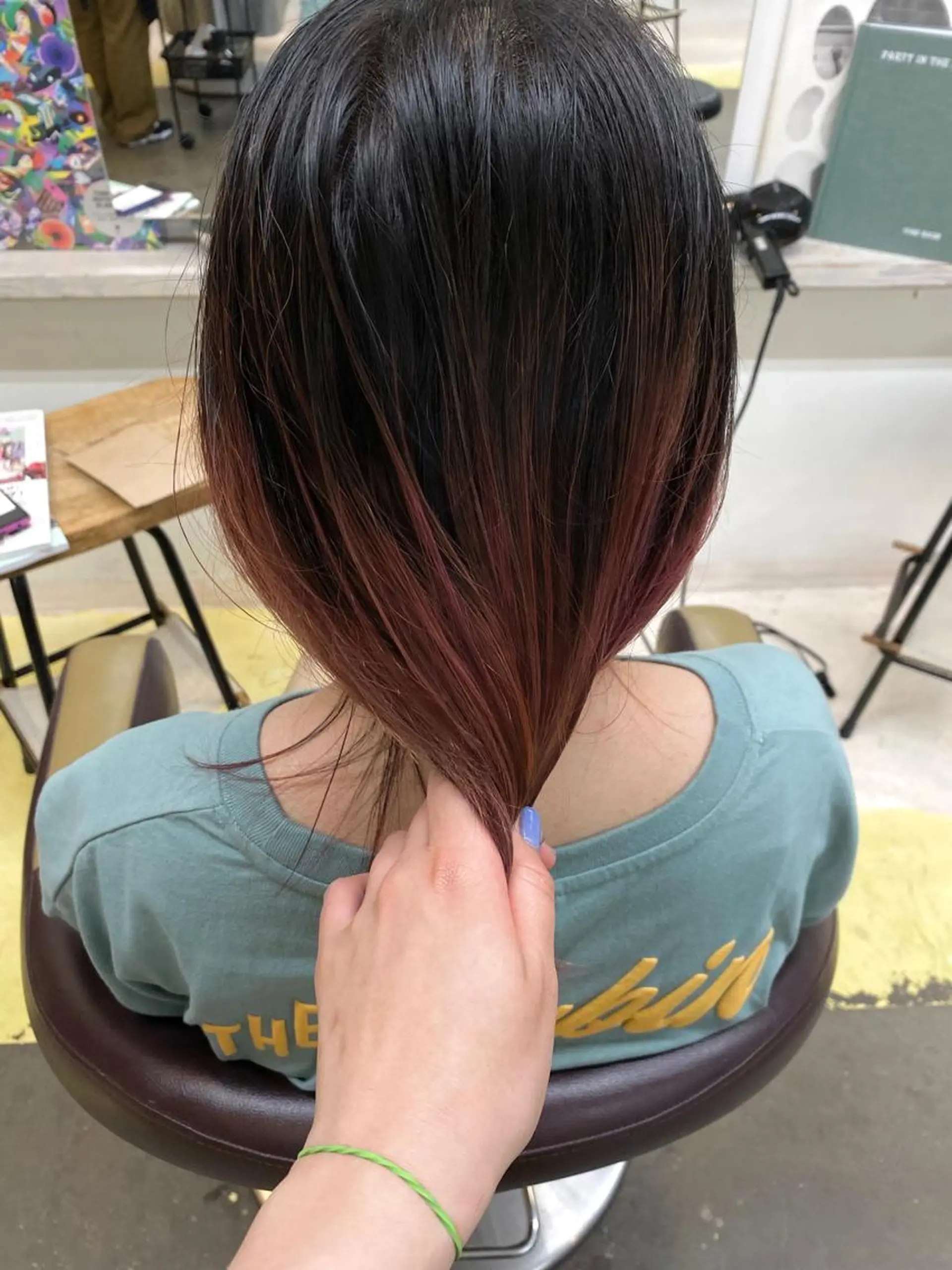 ミディアム カット ヘアカラー Moca 〰️のヘアスタイル