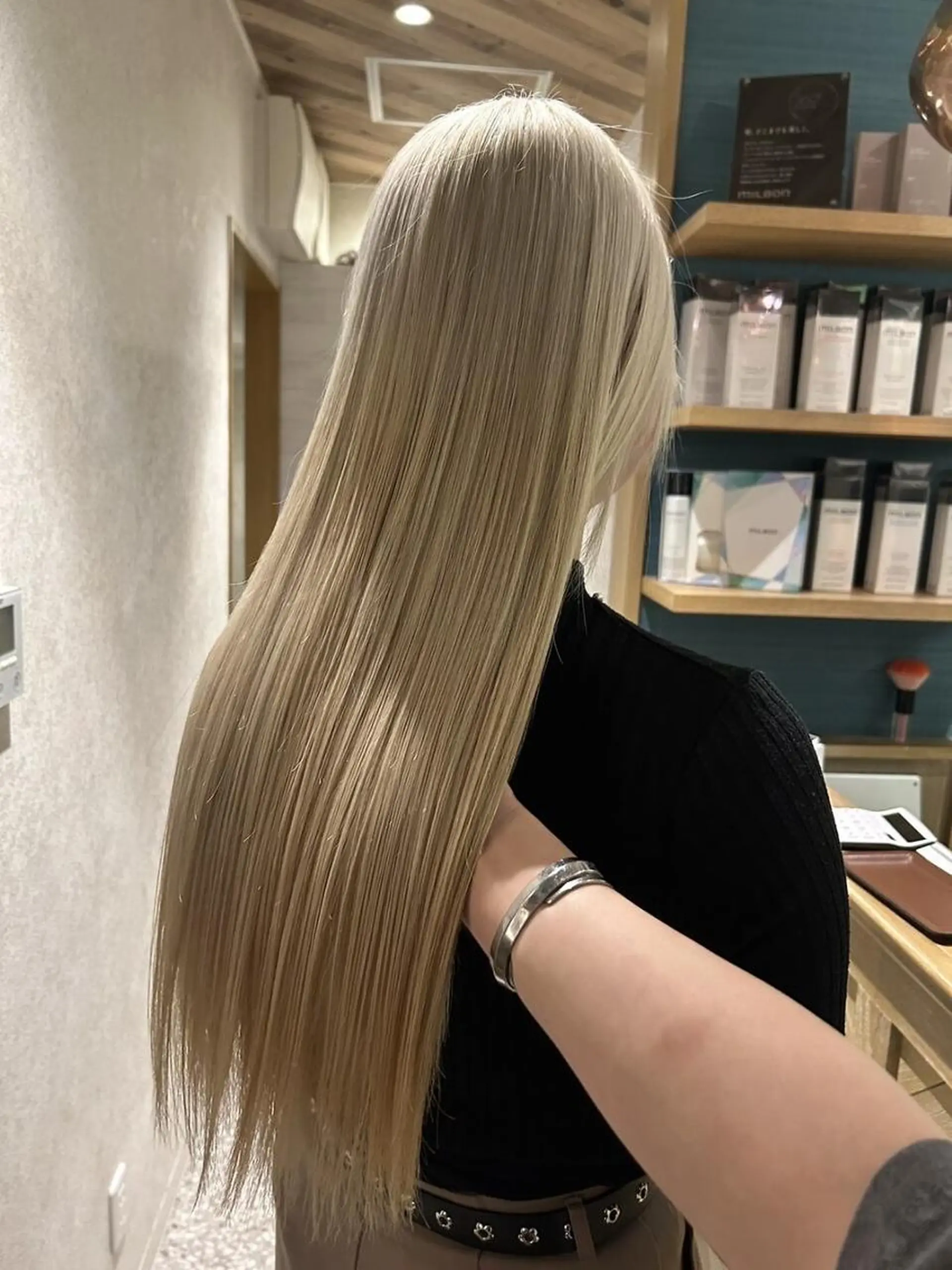 ロング ハイライト 髪質改善 韓国風ヘア レイヤーカット 小顔カット TIGRE for hairのヘアスタイル