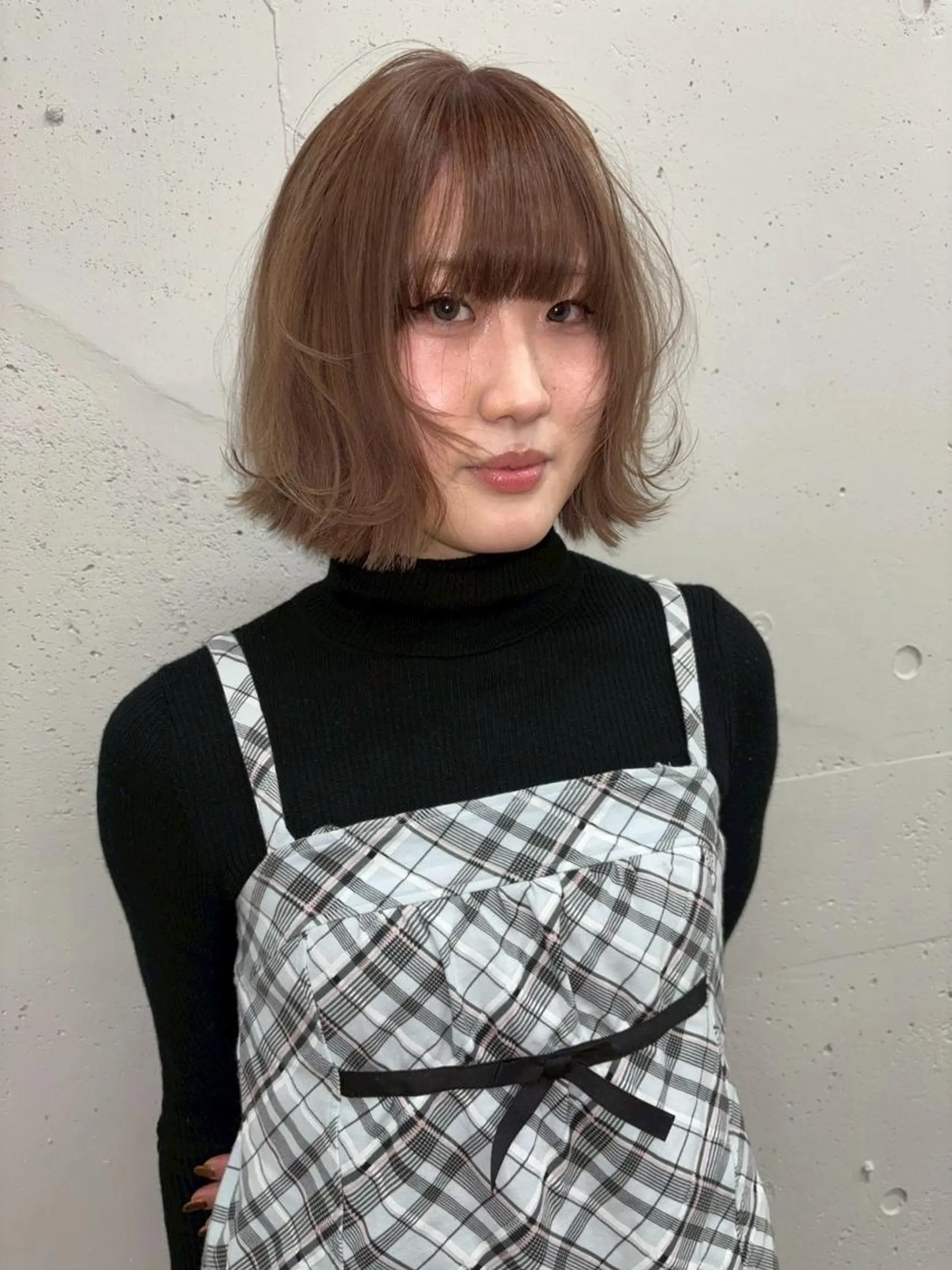 カラー セミロング ベージュカラー ブリーチ ケアブリーチ ミルクティーベージュ ヘアカラー トリートメント ハイトーン😺艶 ✨ブリーチ✨透明感のヘアスタイル