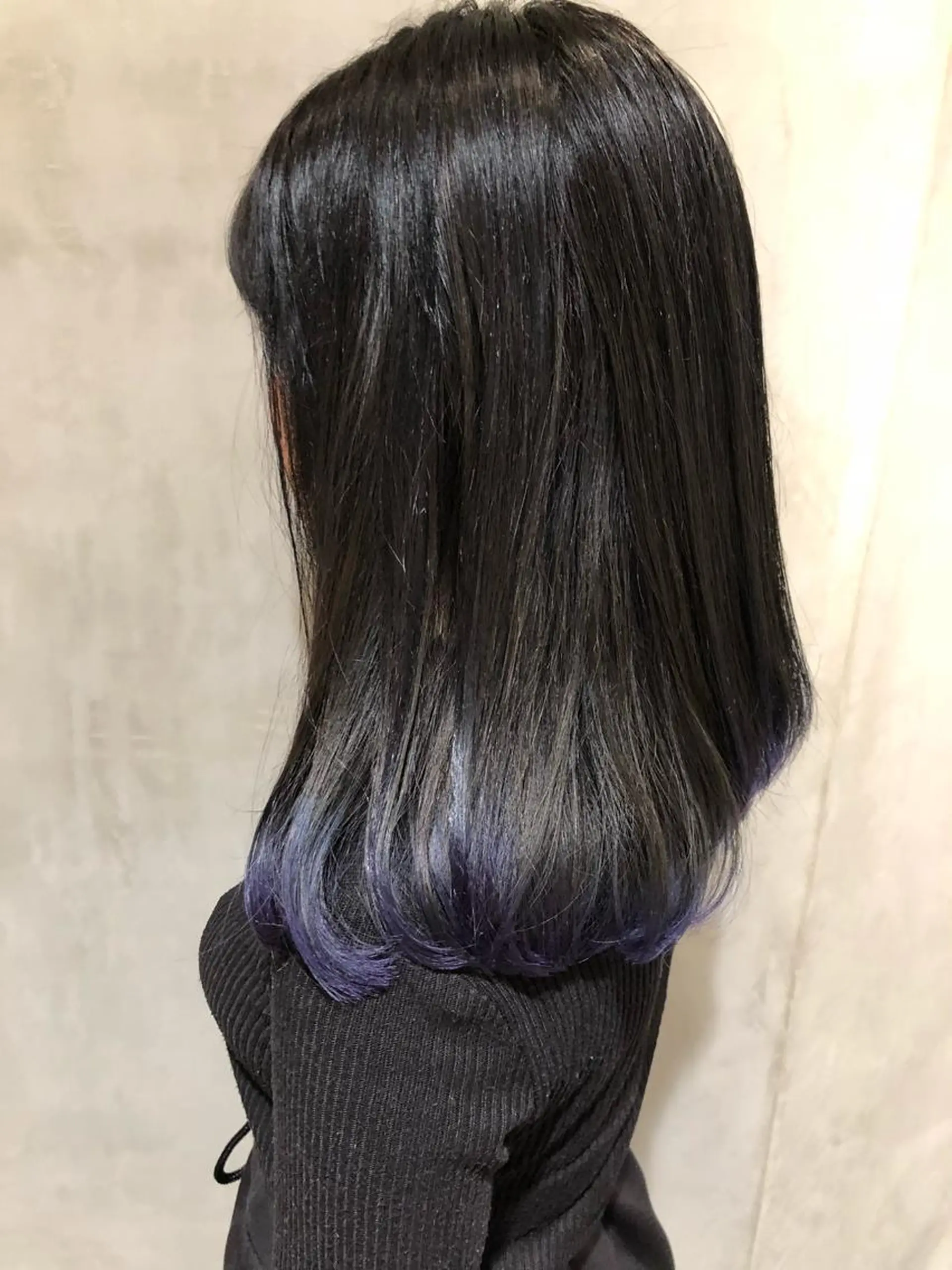 ミディアム カラー ブルーカラー ブルーパープル パープルカラー カット ヘアカラー トリートメント 大西 直人のヘアスタイル