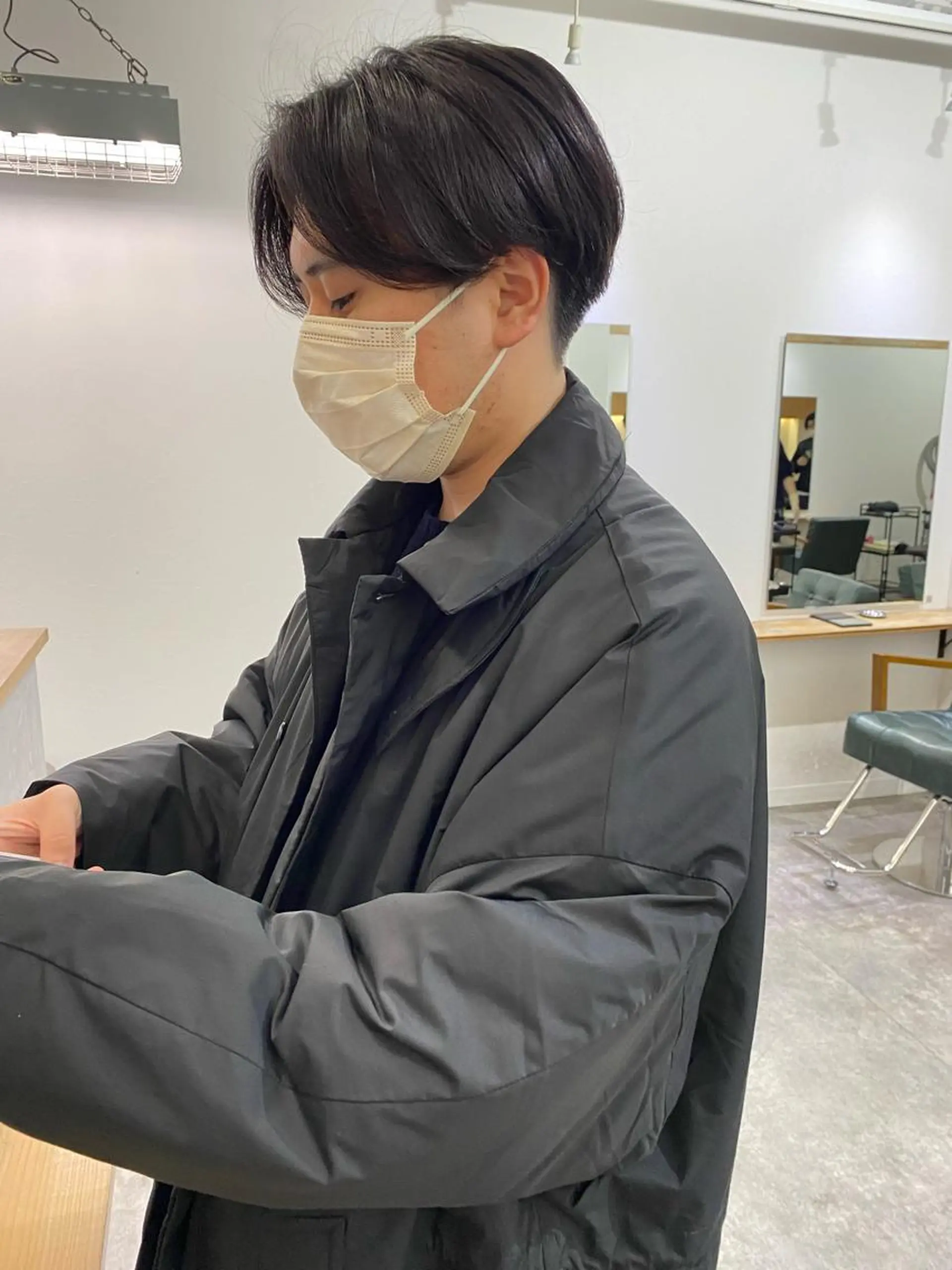 ショート パーマ メンズ センターパート メンズパーマ 森貴裕/ベージュ/ パーマ/オリーブのヘアスタイル