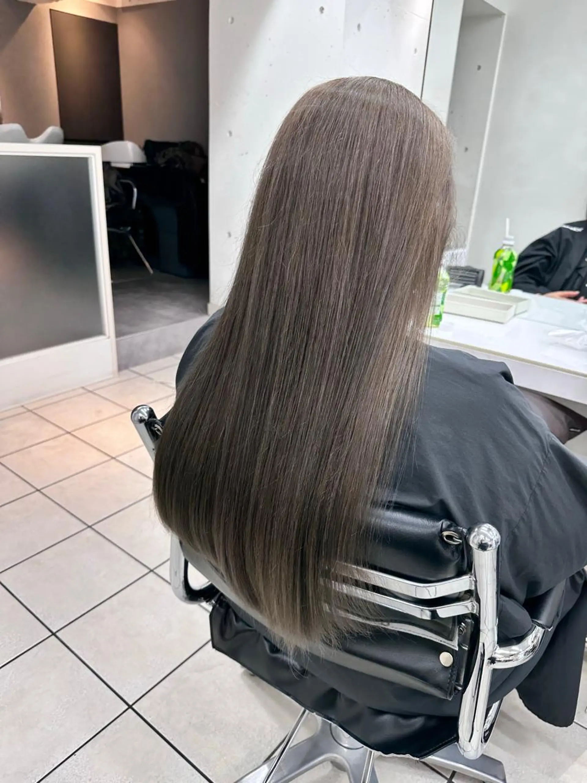 ロング 星野 菜月のヘアスタイル