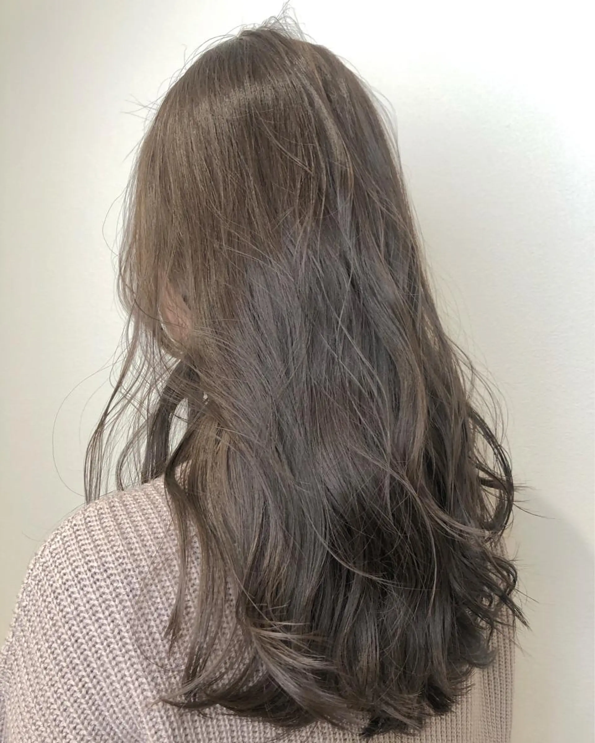 セミロング BRIDGE あきらのヘアスタイル