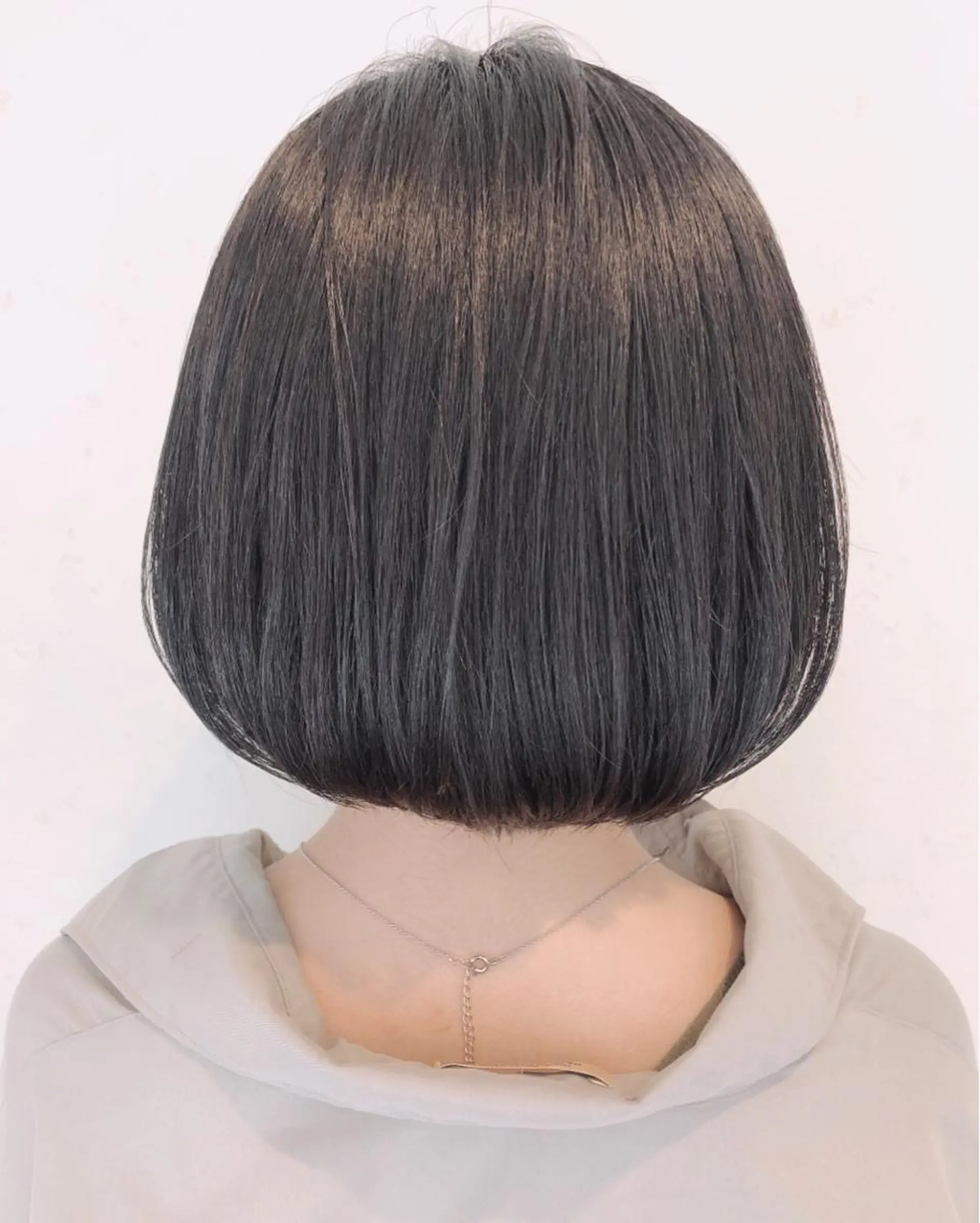 ミディアム カラー 伊藤 さやかのヘアスタイル