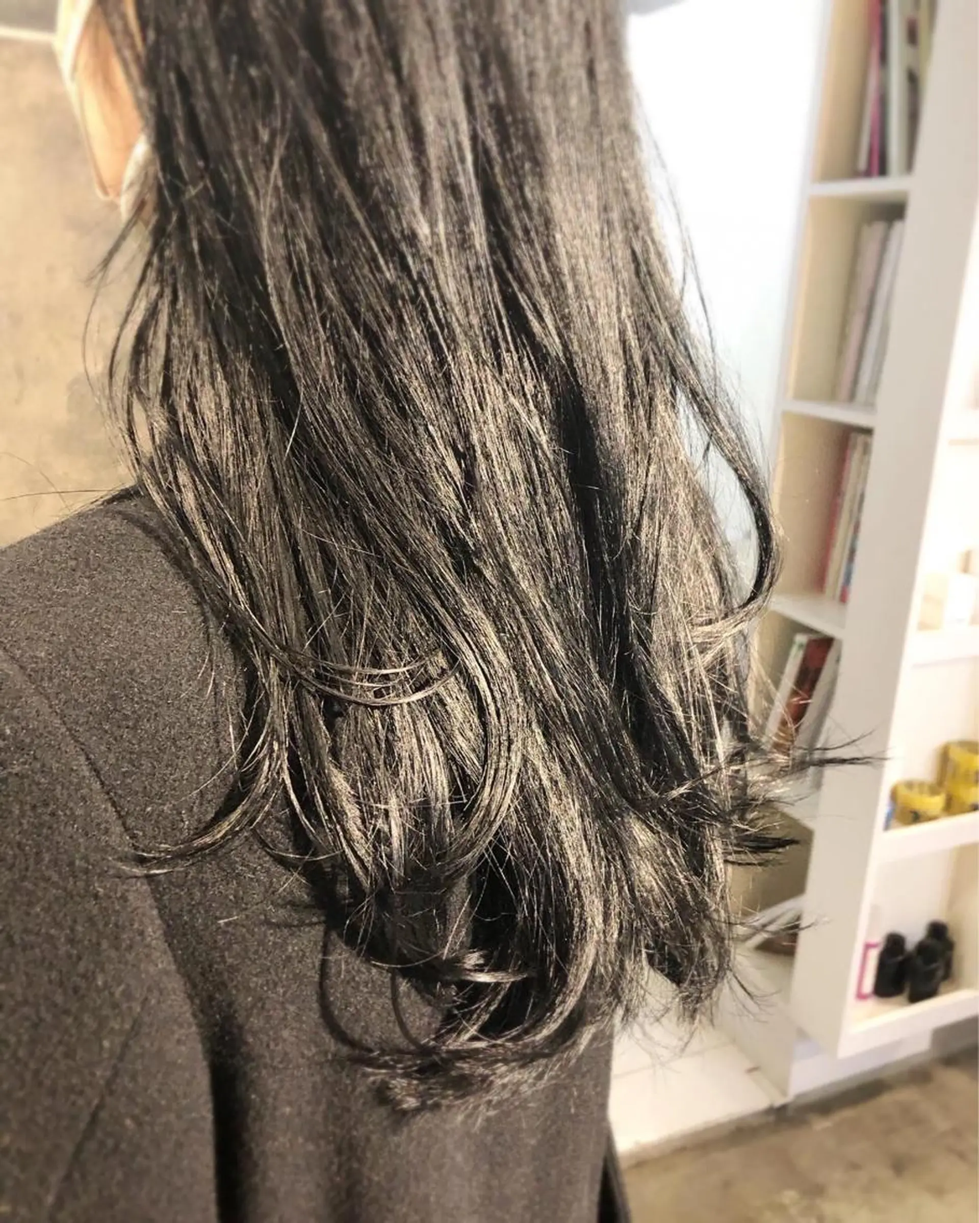 ロング カラー ヘアアレンジ 黒髪 ヘアカラー トリートメント メンズ特化✂️栗原 侑也のヘアスタイル