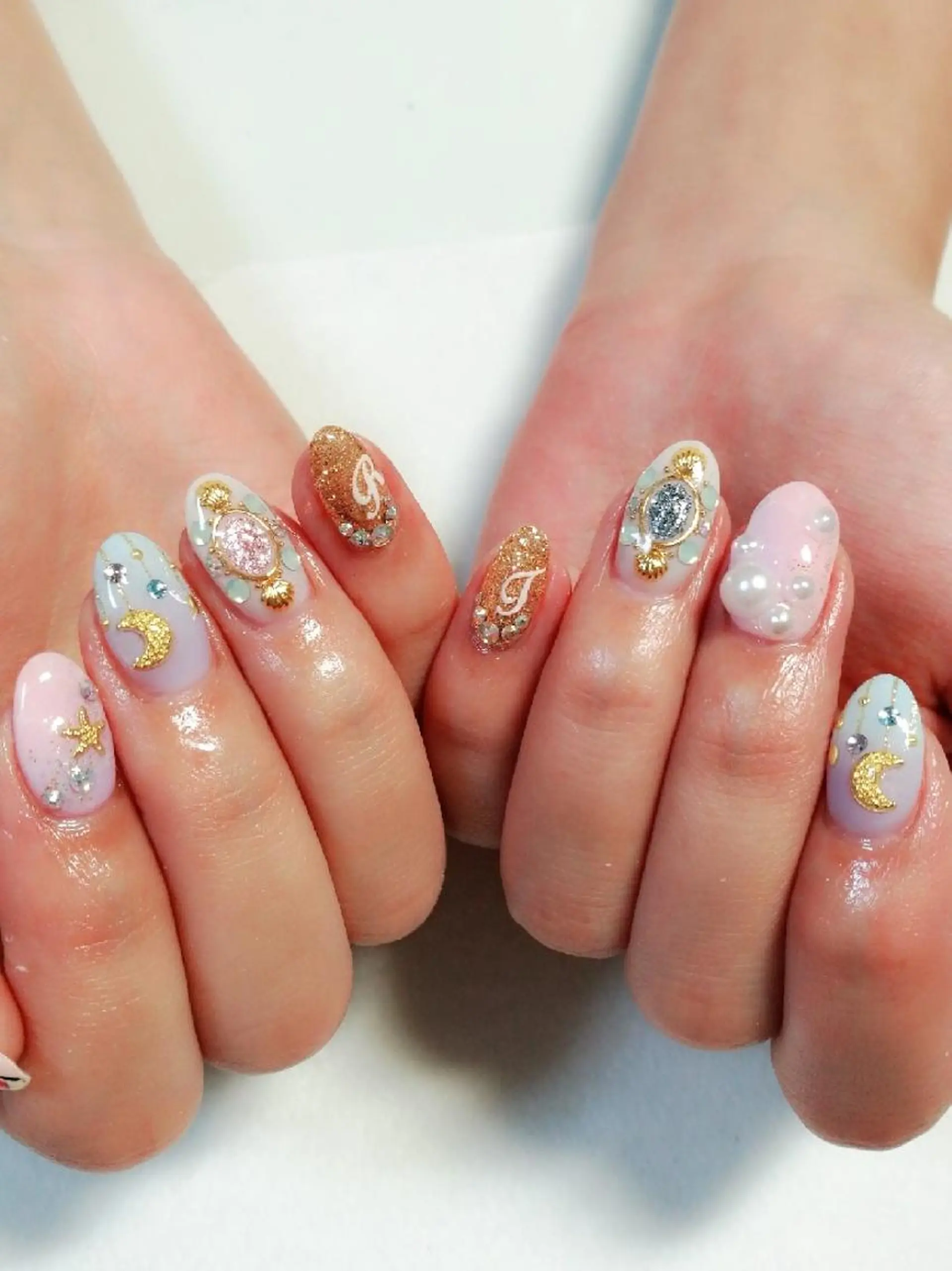 ネイル VIOLUS所属・VIOLUS 関目のネイルデザイン