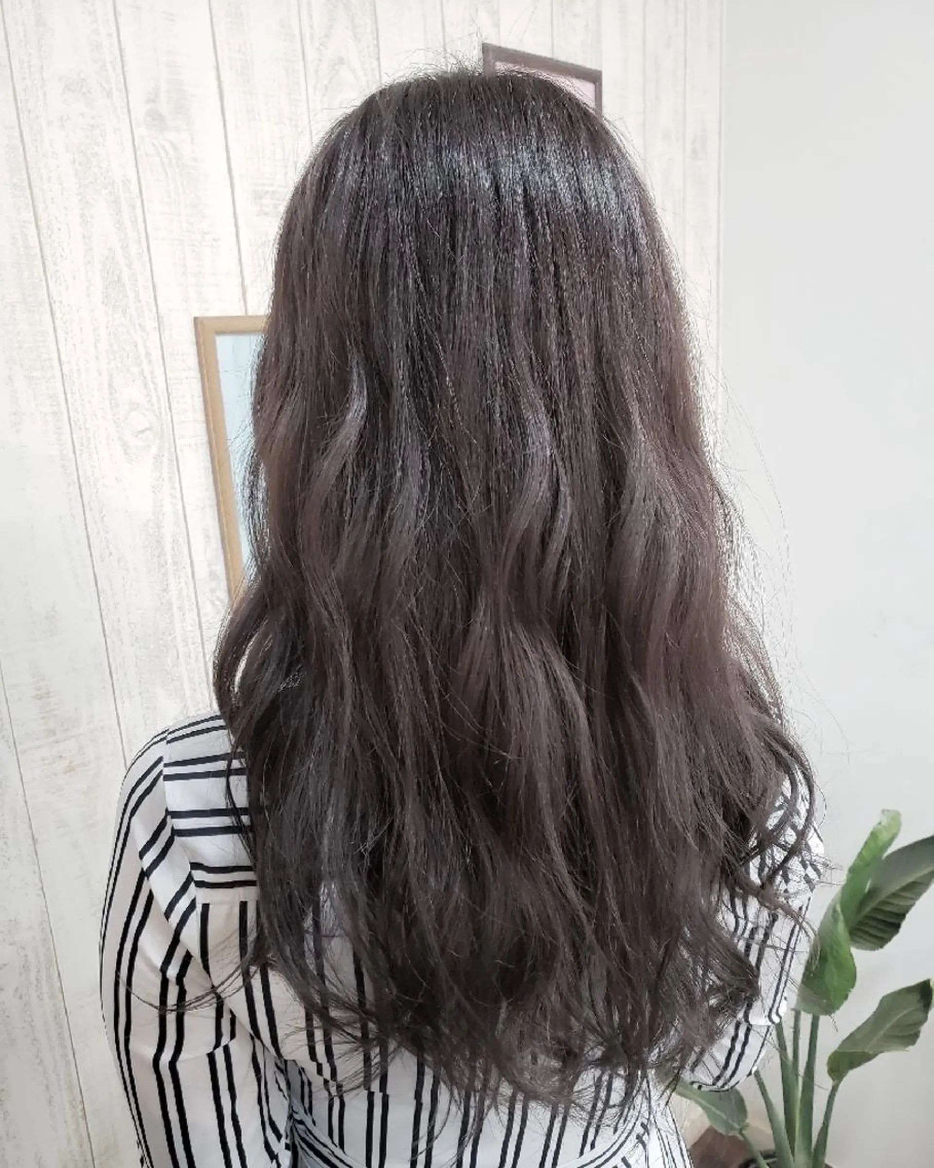 ロング カラー ヘアカラー トリートメント Luana 矢場町のヘアスタイル