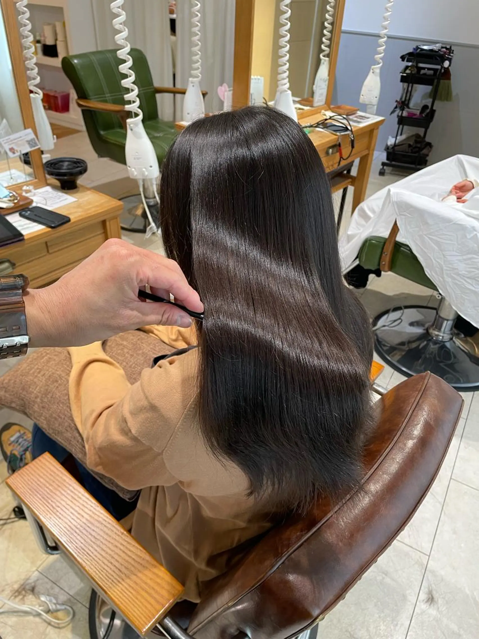 ロング カラー アクアカラー ブリーチ ケアカラー 髪質改善 韓国風ヘア カット ヘアカラー トリートメント ヘッドスパ 過去一の柔髪ヘア 🌿einshairのヘアスタイル