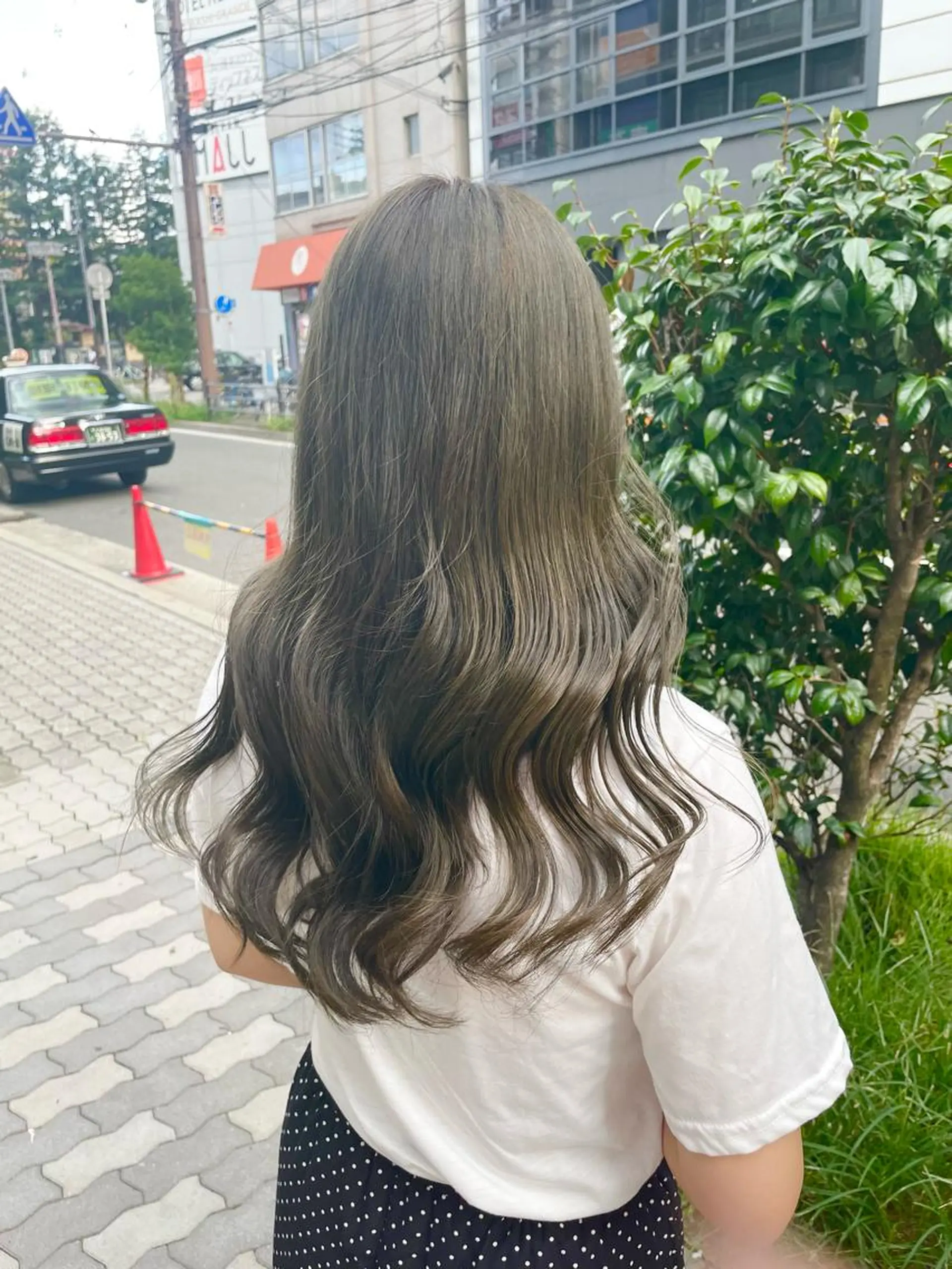 ロング カラー グレージュ オリーブグレージュ オリーブグレー Hika.ハイトーン 髪質改善🩵ᩚ🫧のヘアスタイル