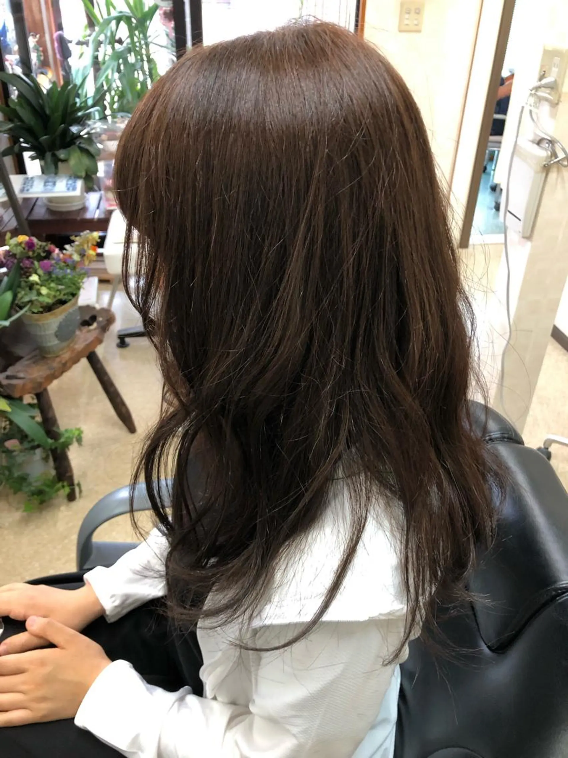 ロング カラー 石塚 浩のヘアスタイル