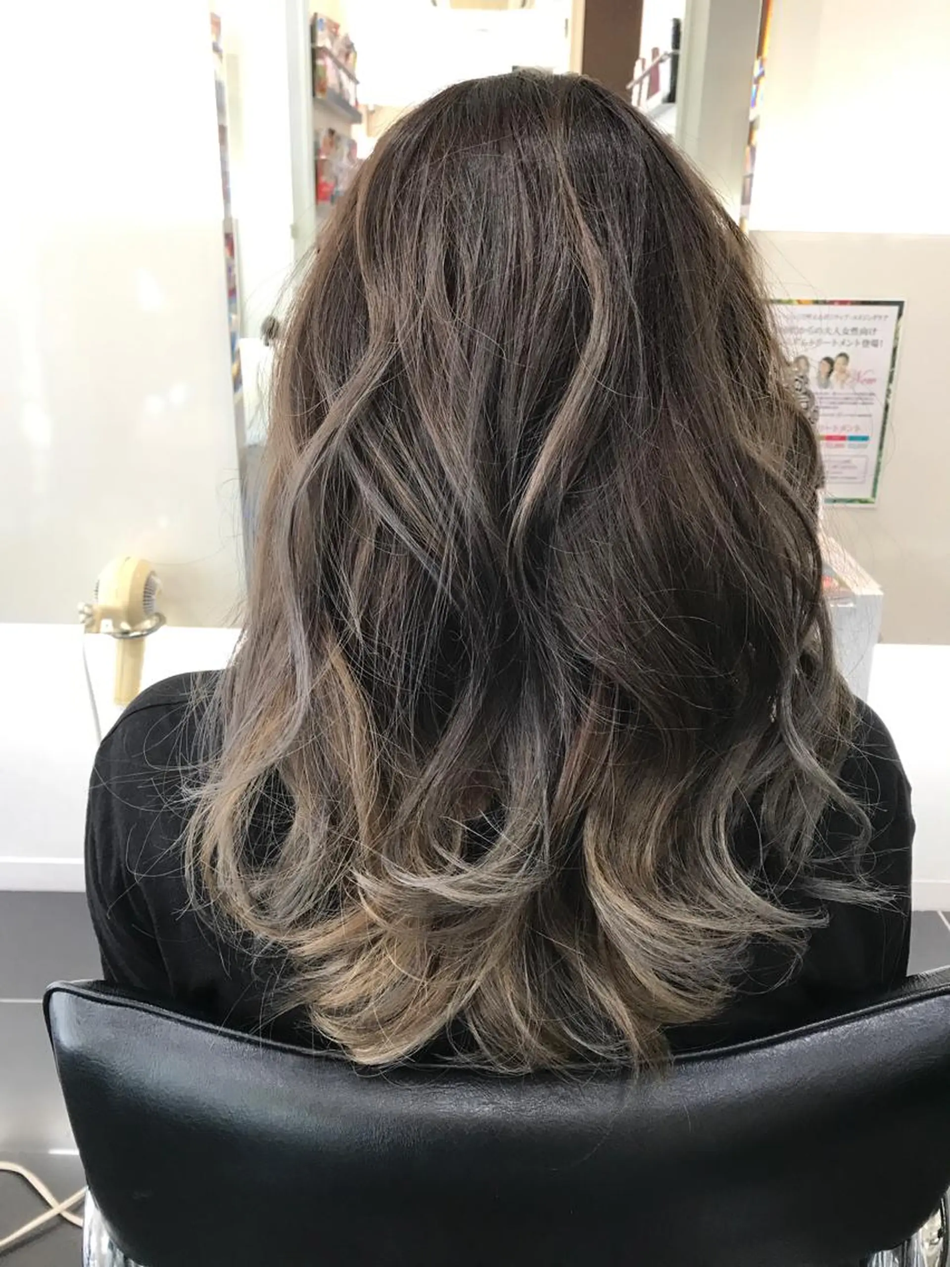 ロング カラー 関口 友行のヘアスタイル