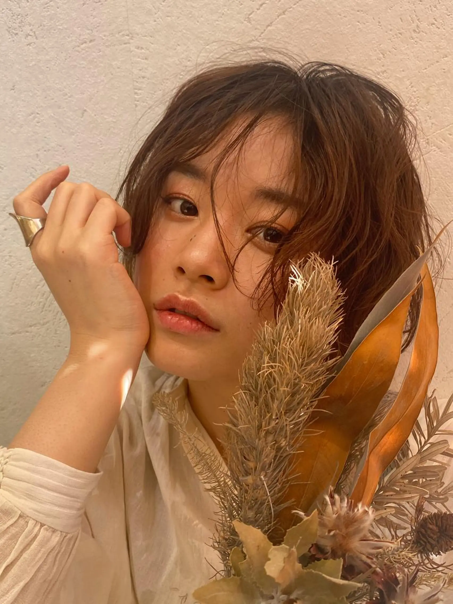 ミディアム パーマ スズキ シオリのヘアスタイル