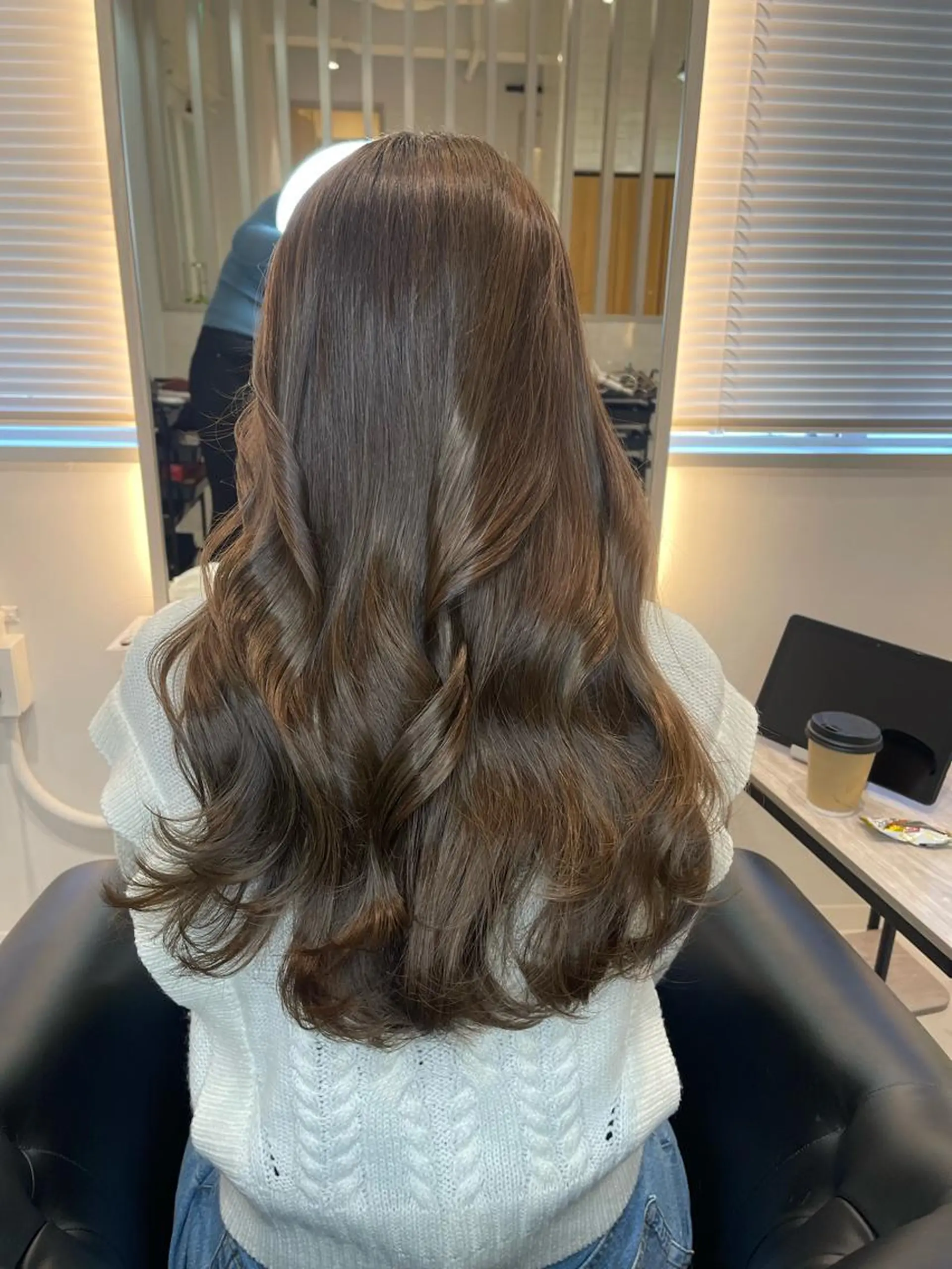 ロング カラー カット ヘアカラー トリートメント emi/髪質改善/ 韓国風/艶カラーのヘアスタイル