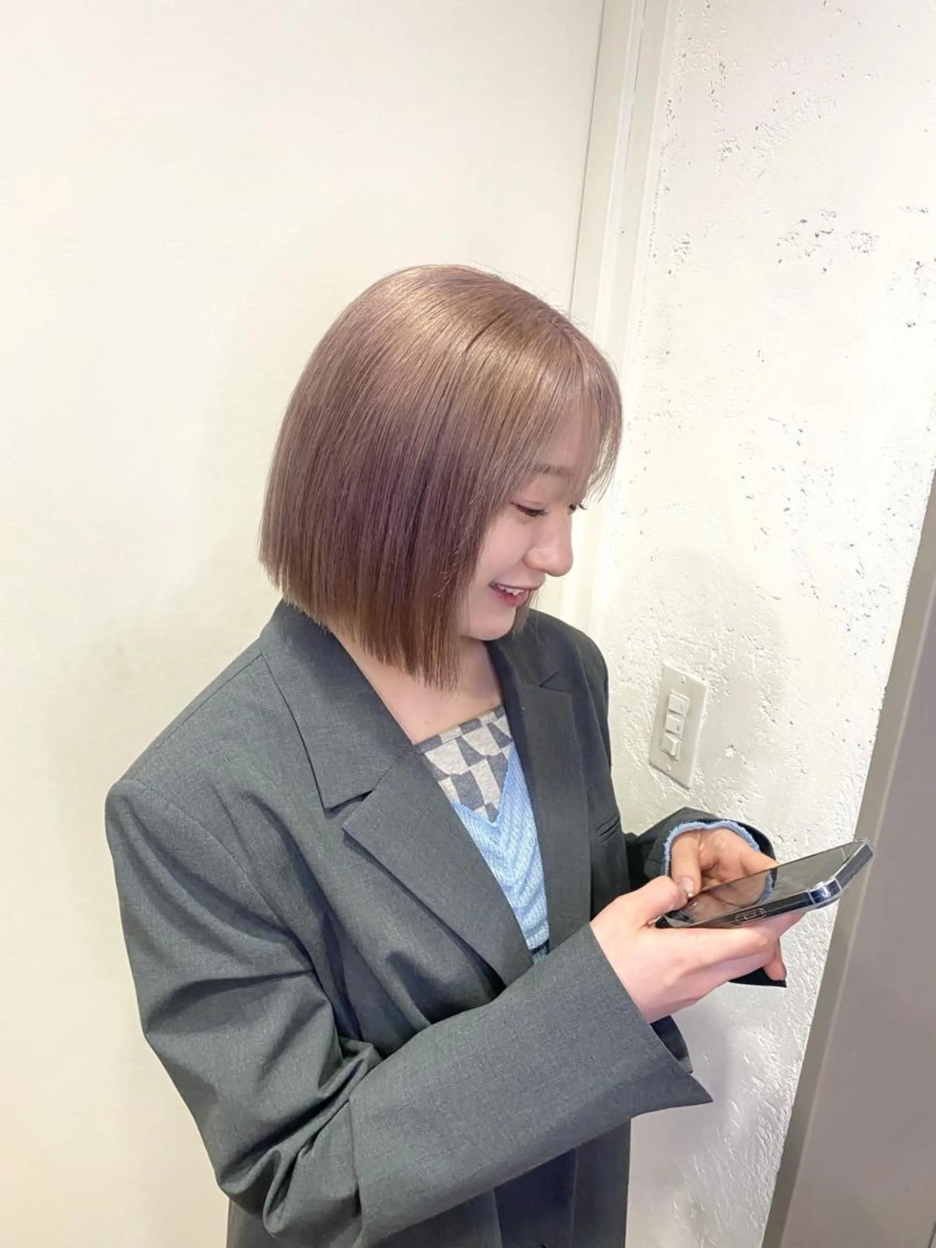 ミディアム カラー ブリーチ ヘアカラー ハイトーンカラー 🍬Rinka🍬のヘアスタイル