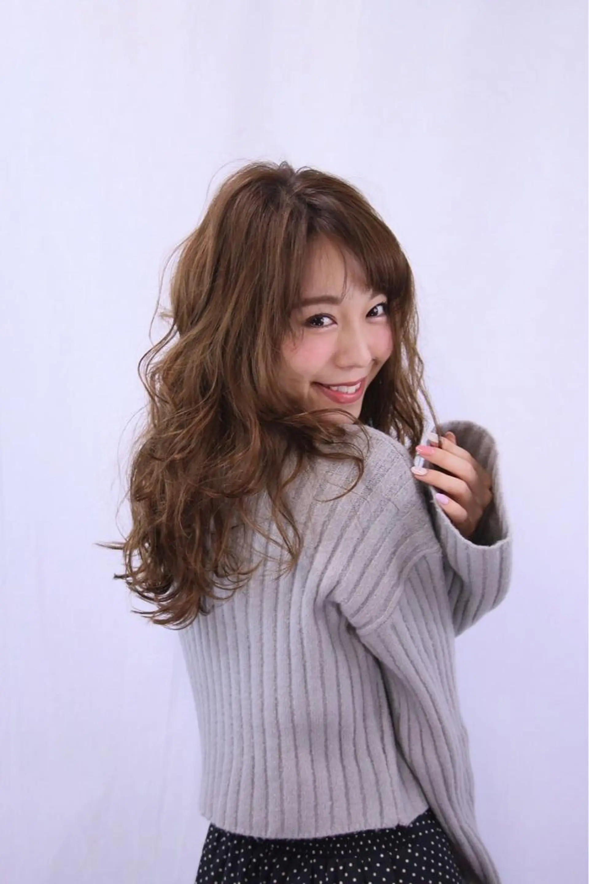 ミディアム カラー sharesalon セキケイタのヘアスタイル