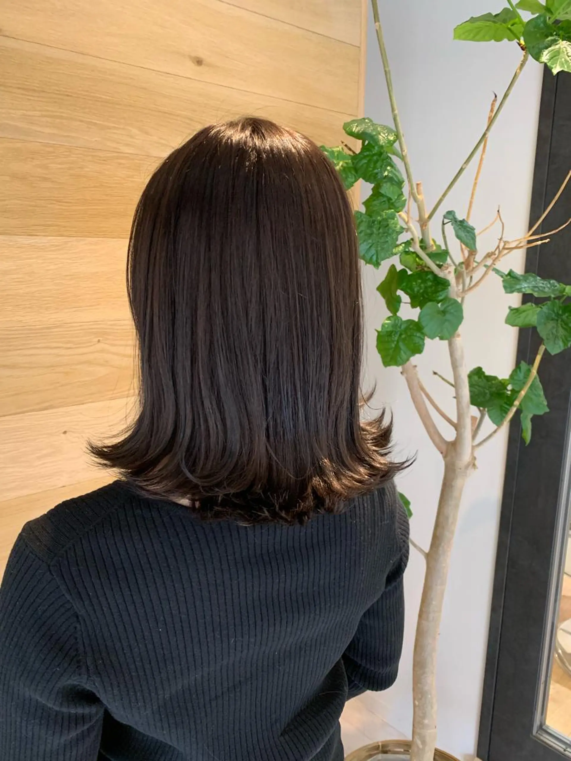 ミディアム カット トリートメント ayano ．のヘアスタイル