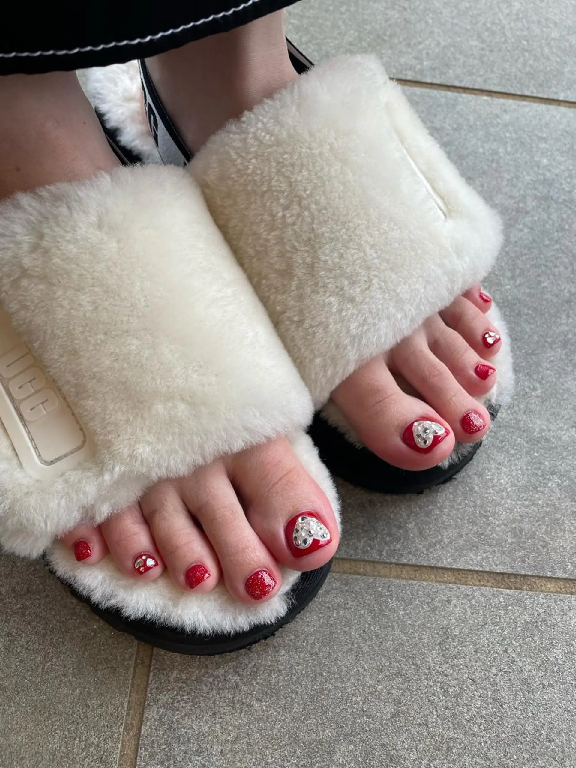 ネイル 成瀬 妃生路のヘアスタイル