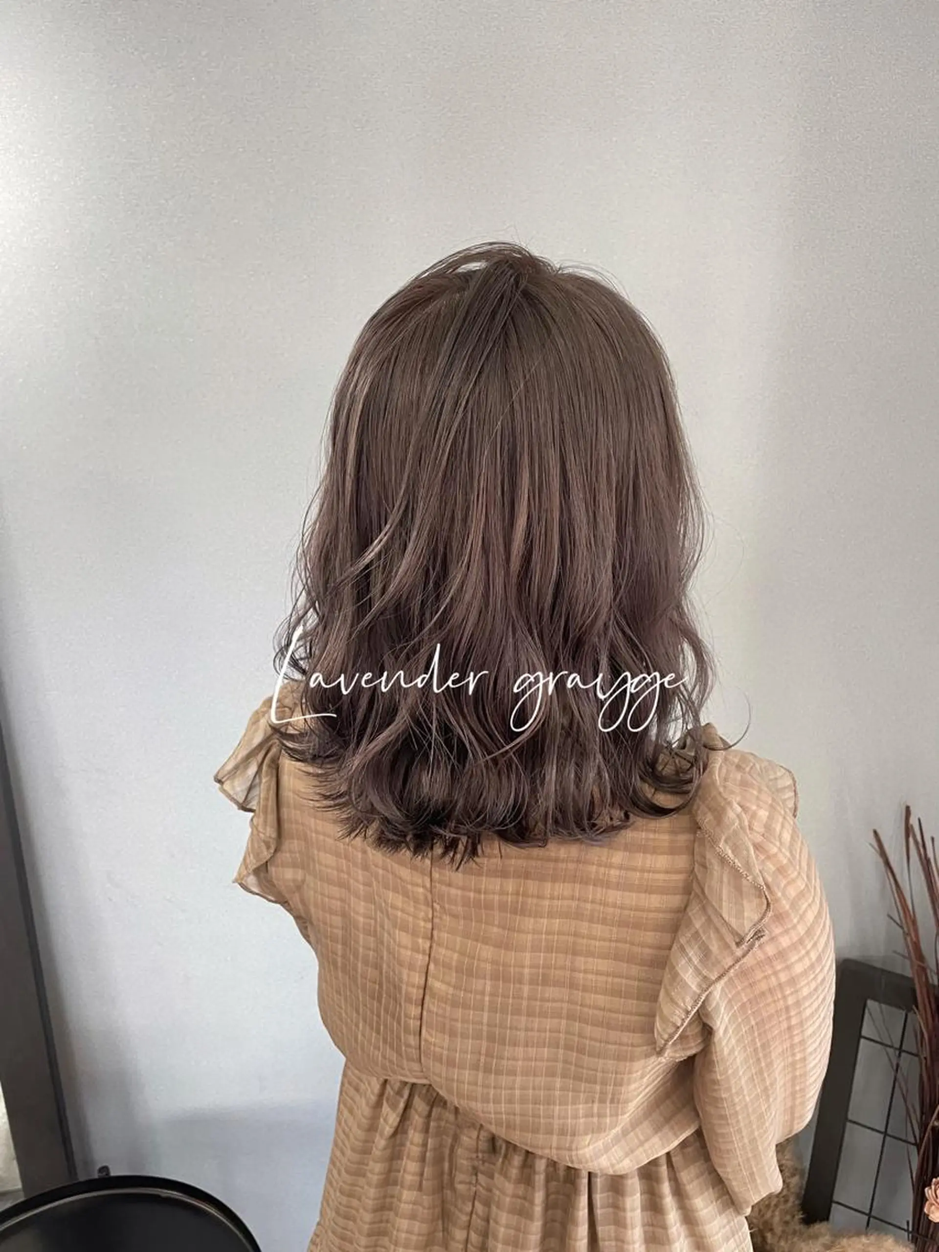 ミディアム カラー グレージュ ラベンダーカラー ヘアカラー トリートメント 【 DIPTH 】 代表コウキ🥇のヘアスタイル