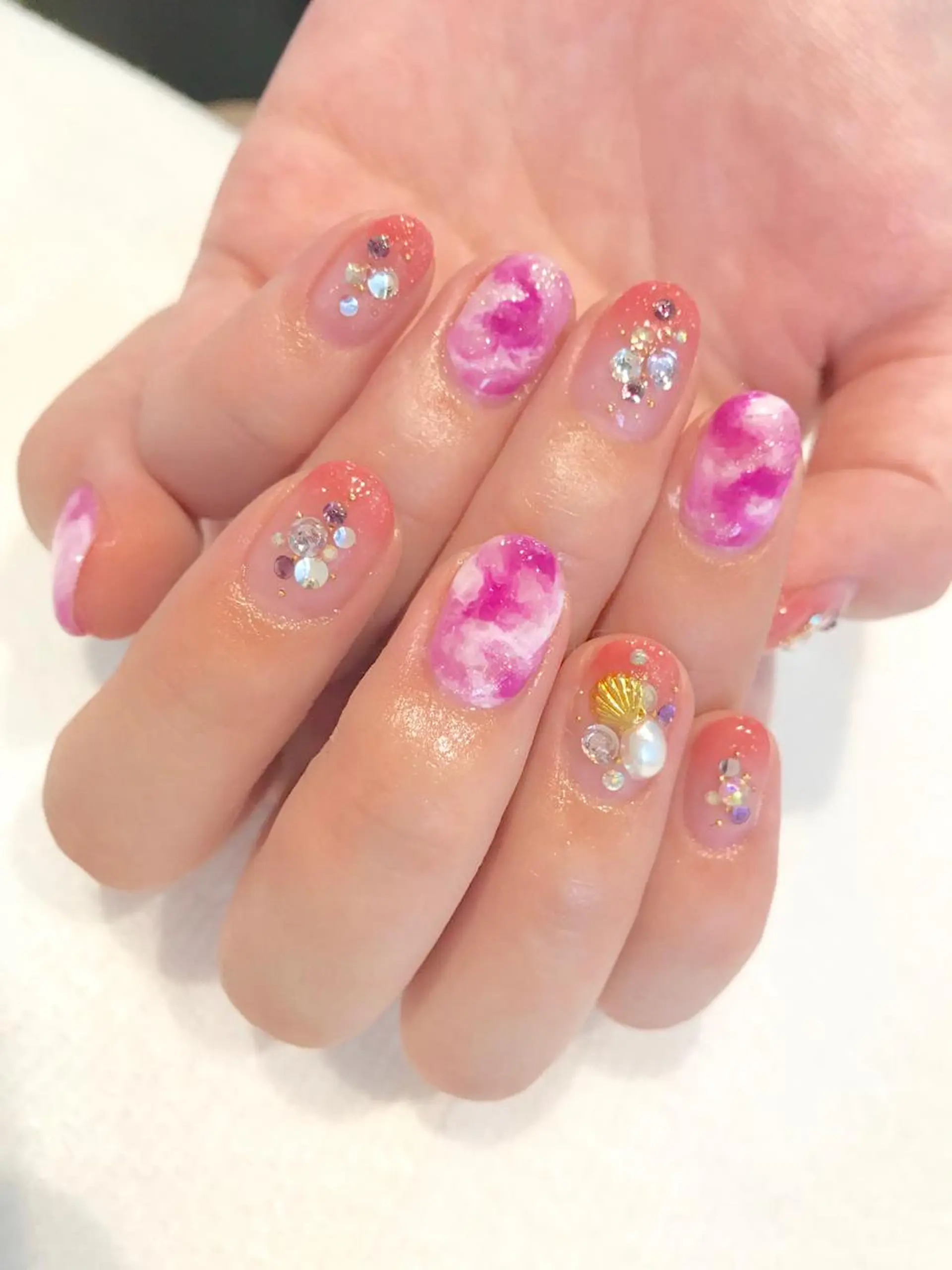 ネイル 大理石ネイル(マーブル) NARUMI HYODOのネイルデザイン