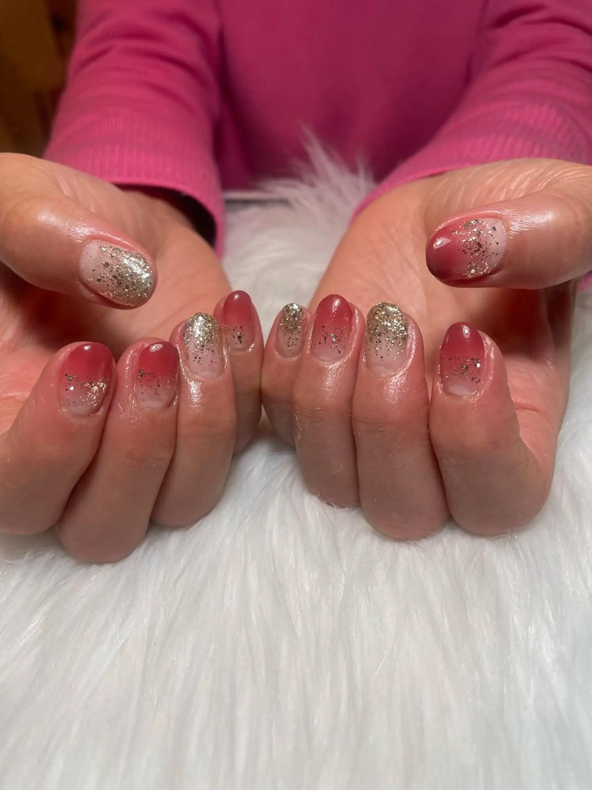 ネイル グラデーション 大袋駅東口徒歩2分 alivioのネイルデザイン