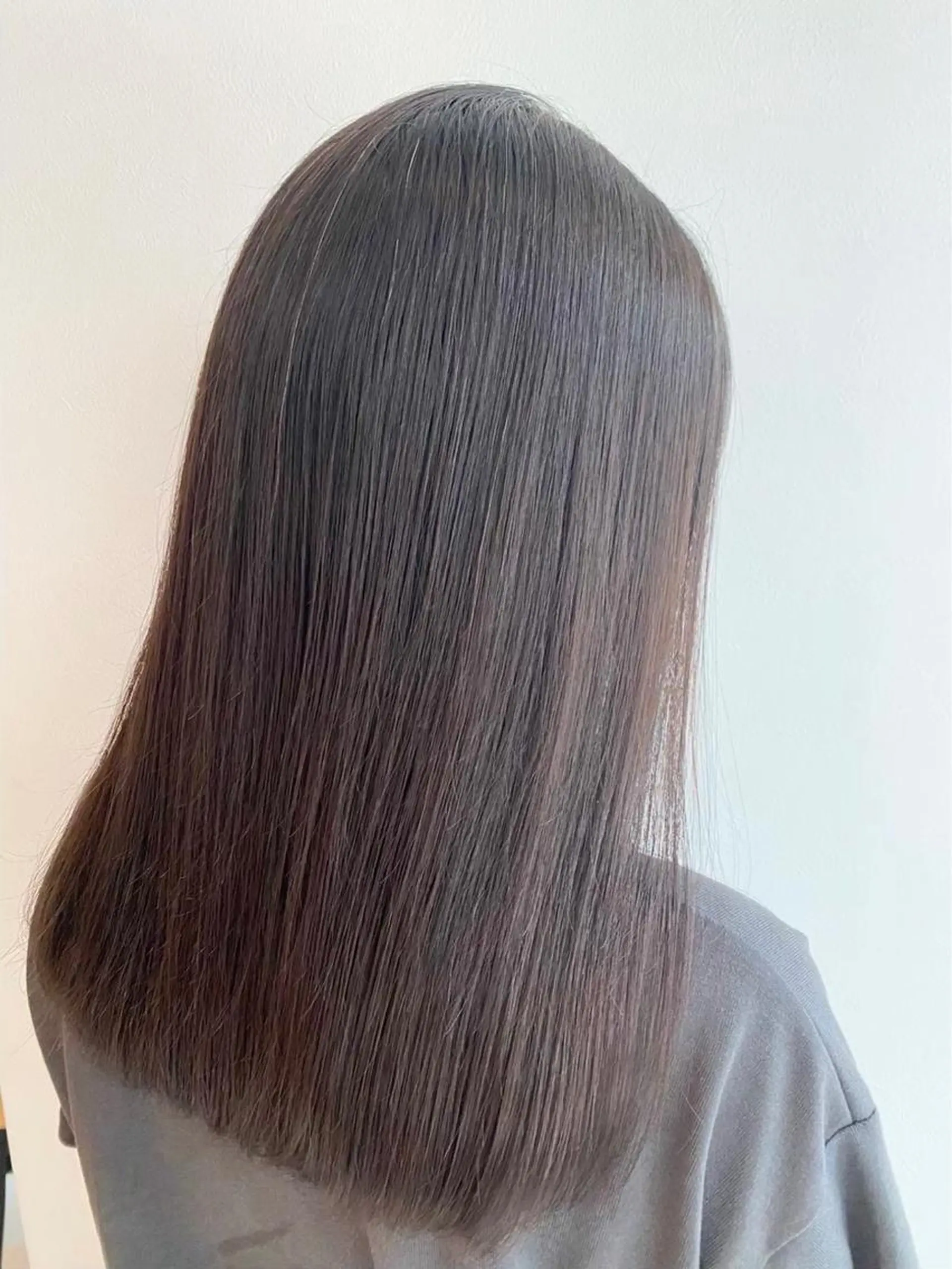 セミロング カラー ブリーチ ケアブリーチ ダブルカラー イヤリングカラー ハイライトカラー 神戸ボブ✂️ ioe三宮/田 伸佳のヘアスタイル