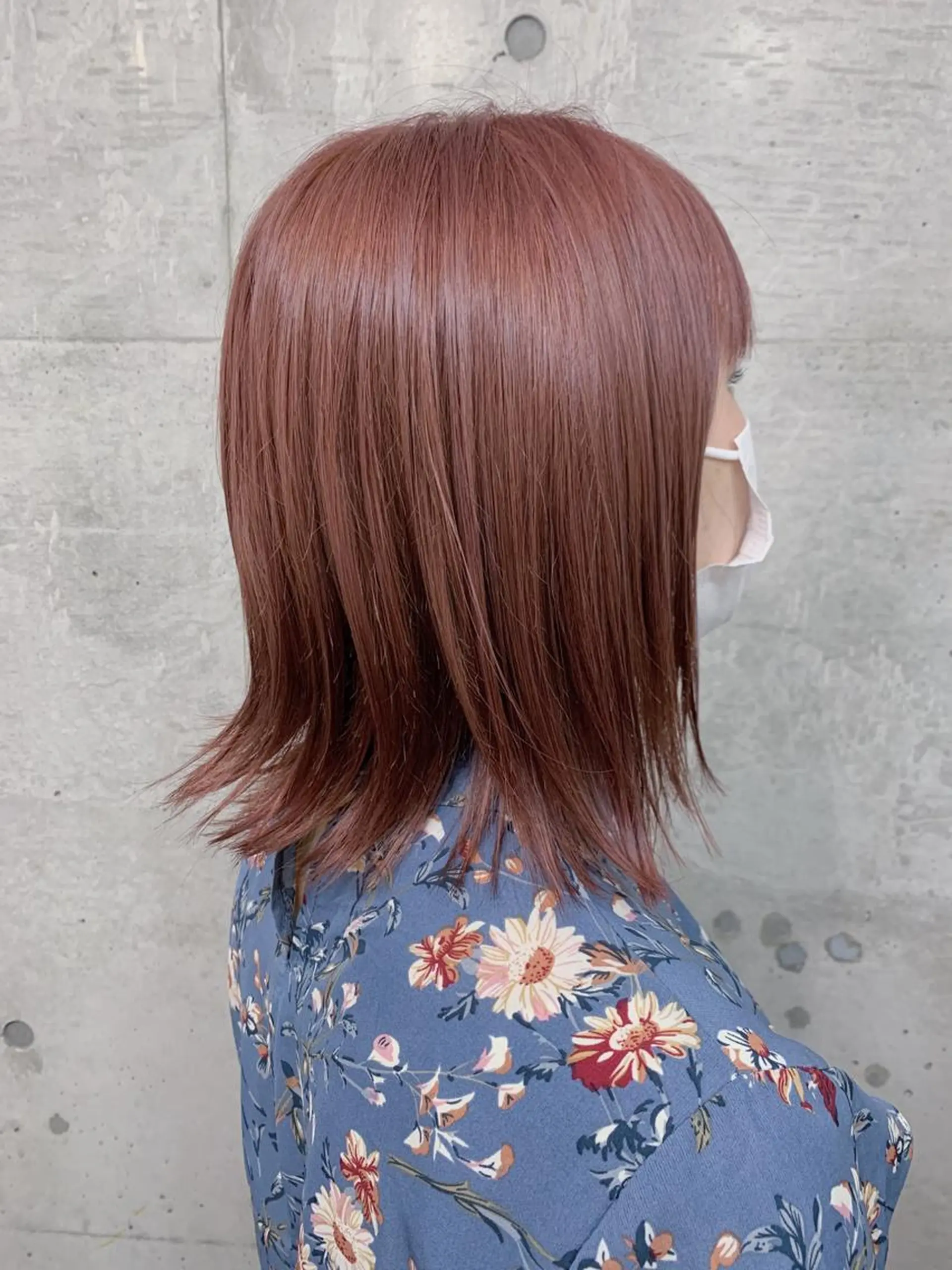 ミディアム カラー 切りっぱなしボブ アディクシーカラー ブリーチ ケアブリーチ イヤリングカラー 松本 和之のエステ・リラクイメージ