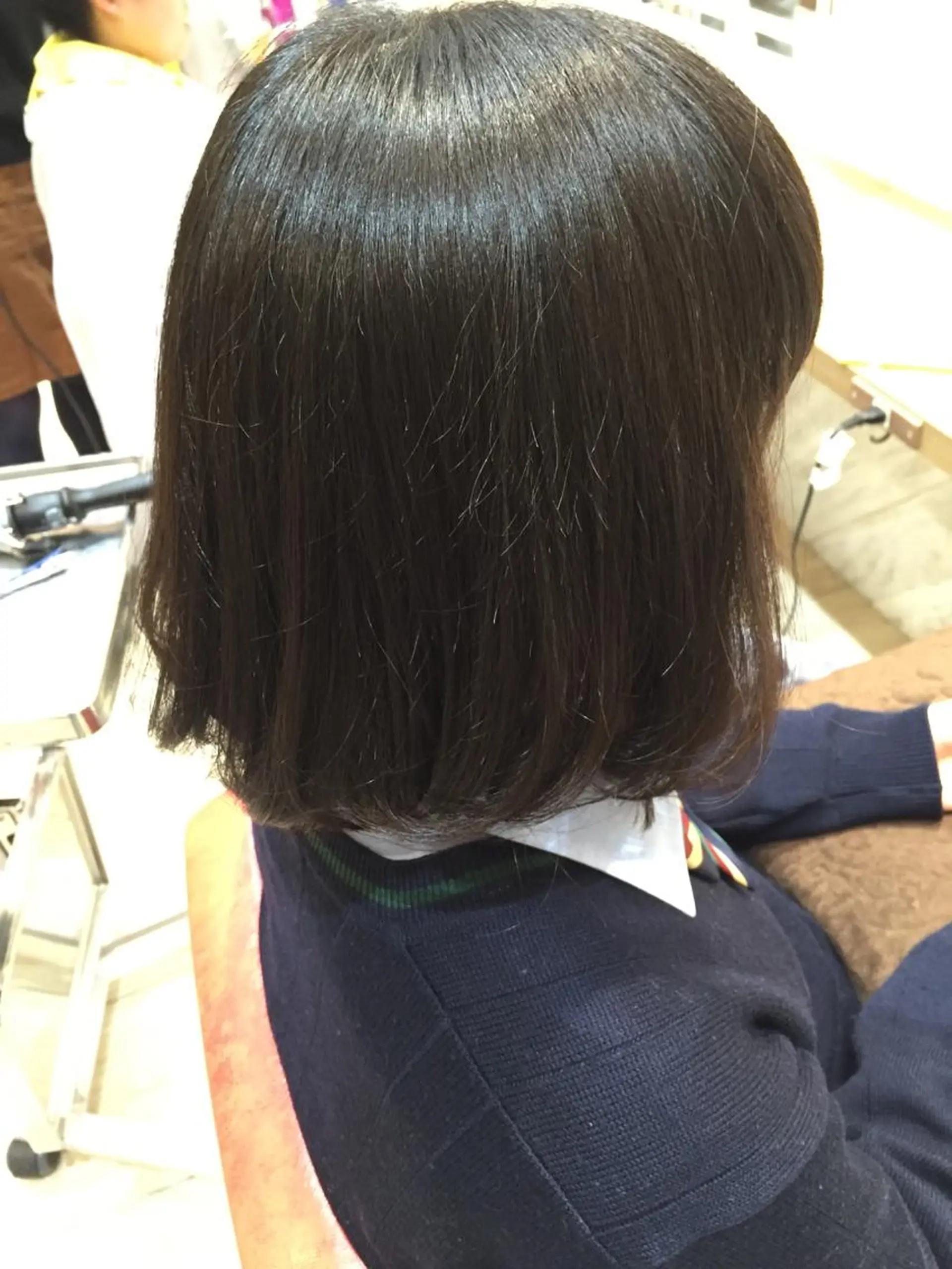 ミディアム 吉岡 三四朗のヘアスタイル