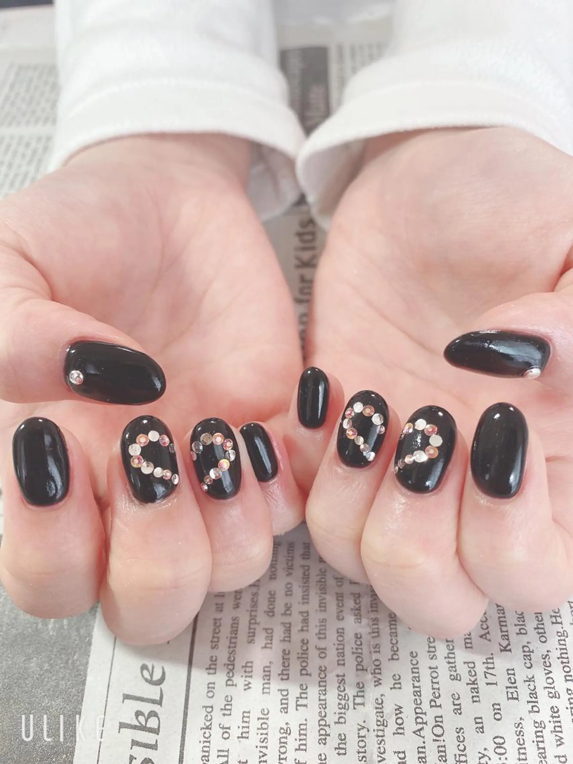 ネイル ストーンネイル 森山 舞のネイルデザイン