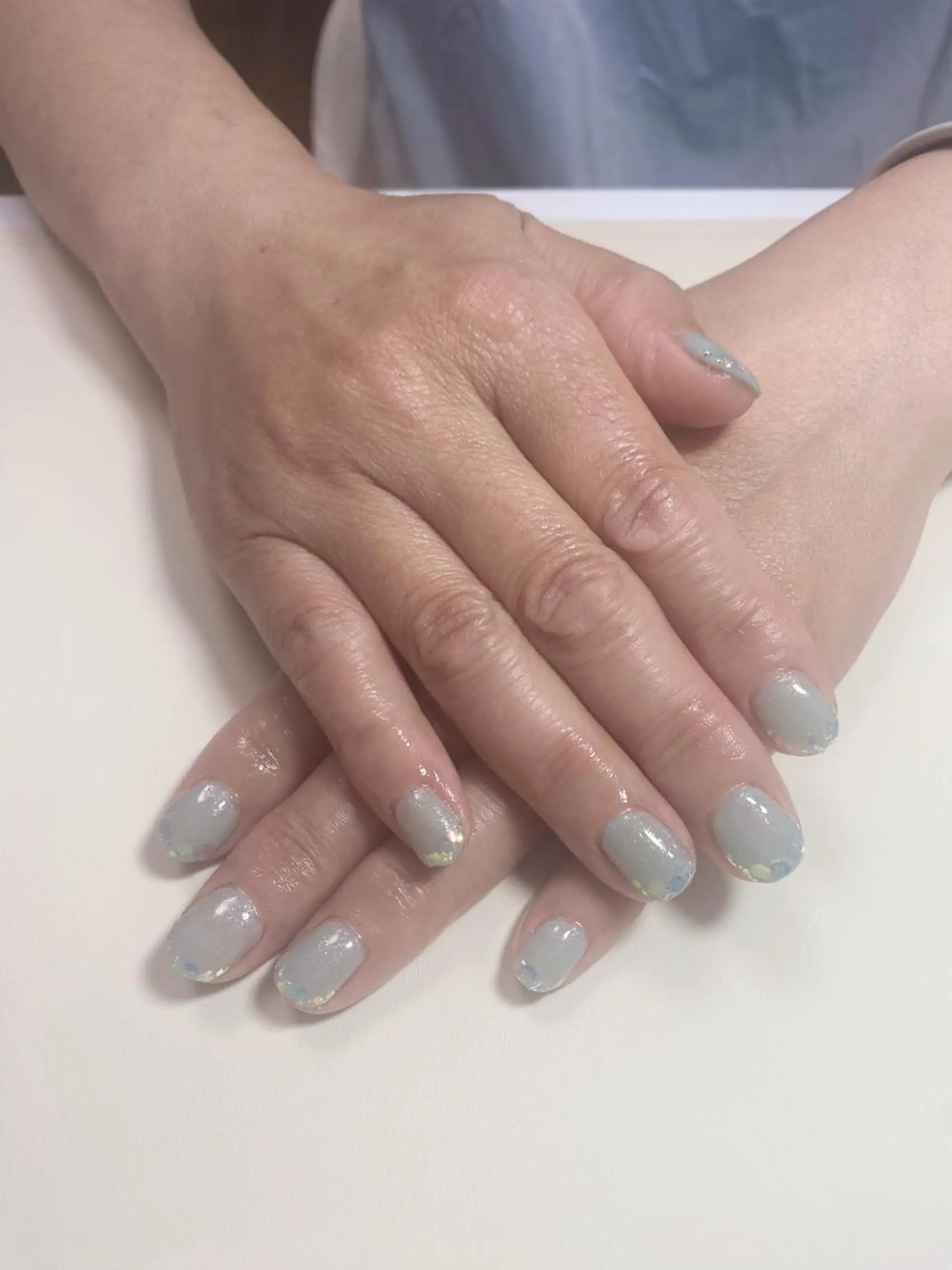 ネイル グリーン ホログラムネイル ハンドネイル Nail Salon K 🧸美爪育成のネイルデザイン