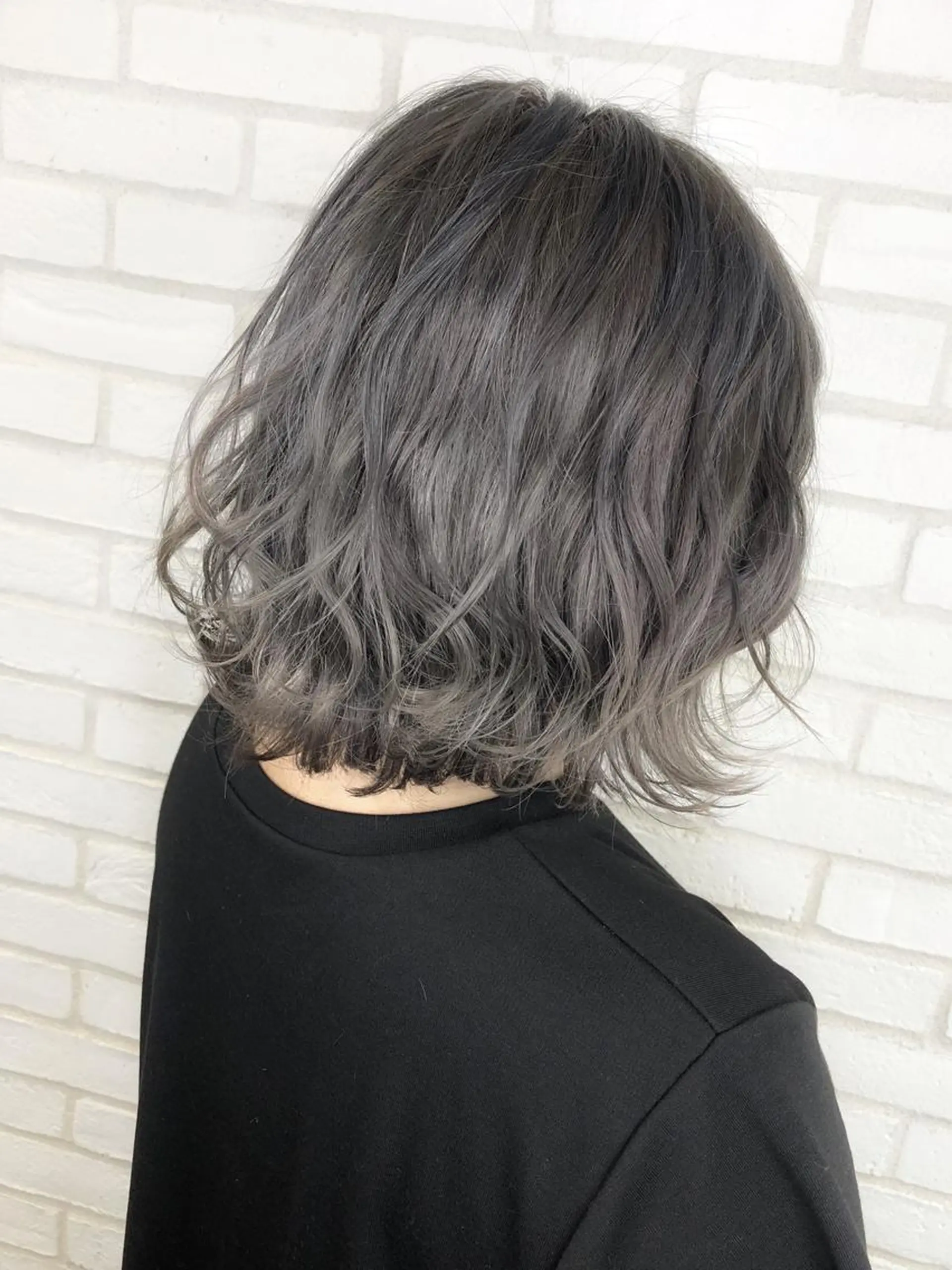 ショート カラー 小島 侑衣のヘアスタイル