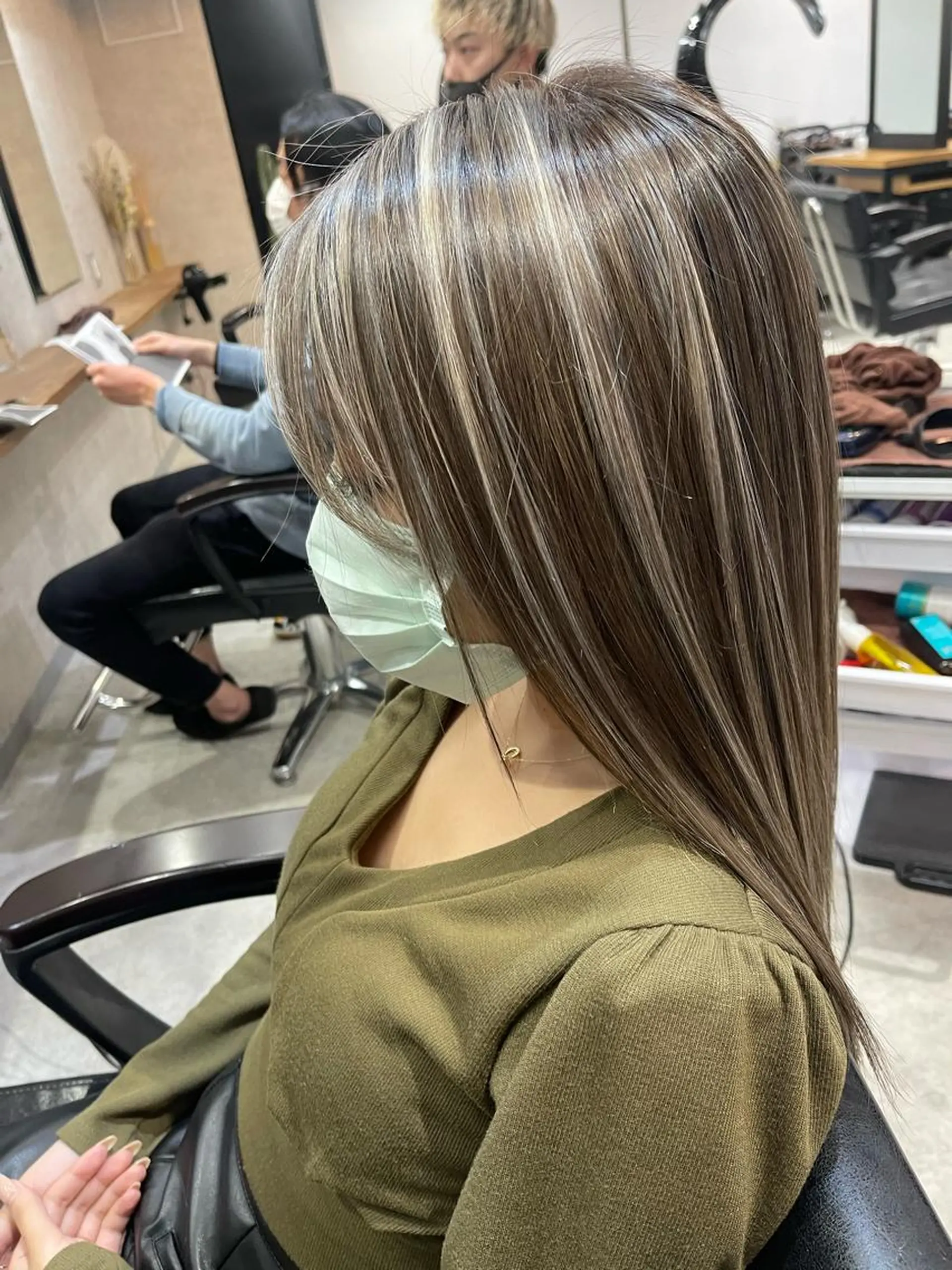 ロング カラー ヘアアレンジ ハイライトカラー ハイライト ヘアカラー 松井那津子 /ハイライトブリーチのヘアスタイル