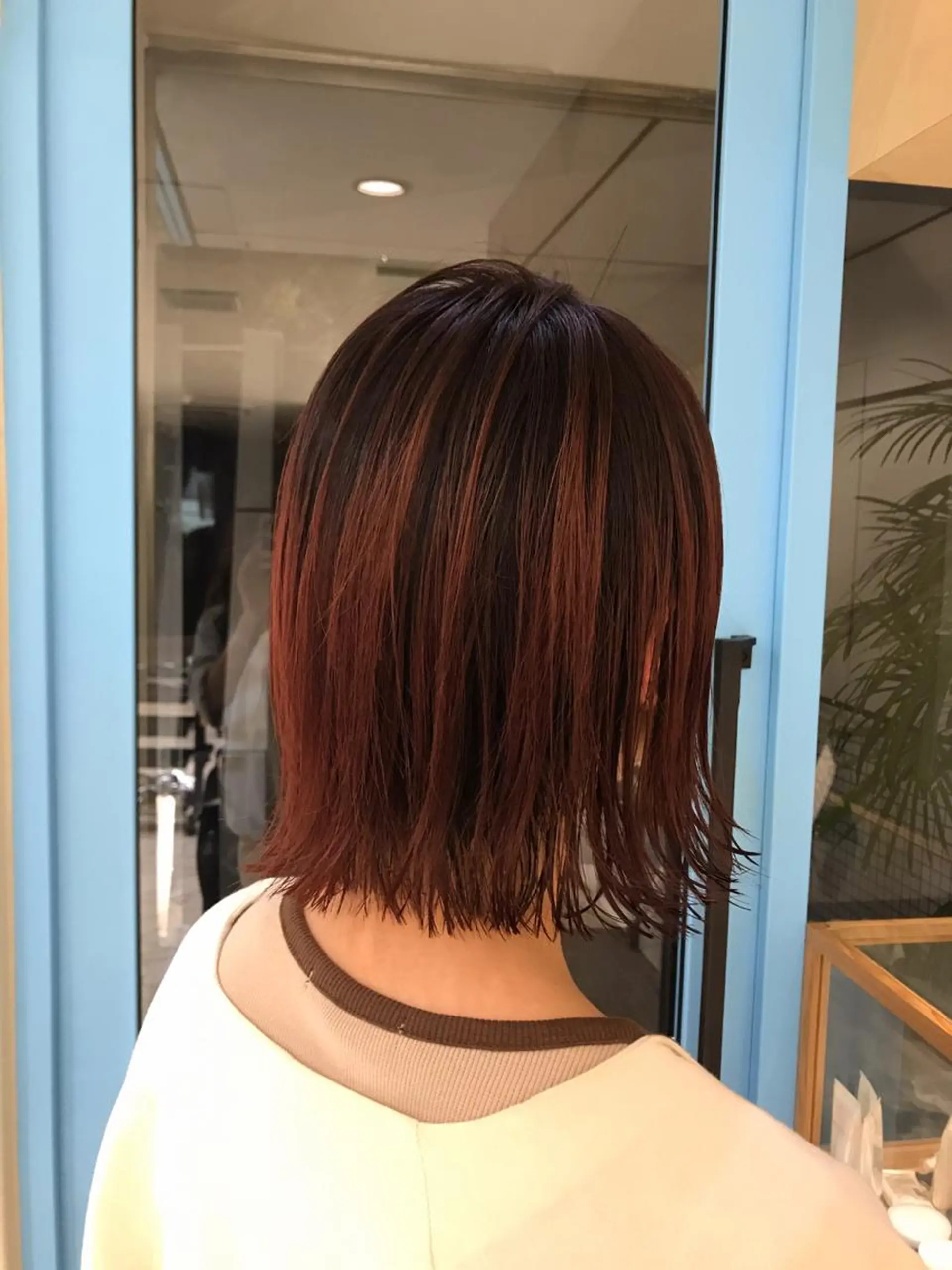 ミディアム カラー 三代 ゆりあのヘアスタイル