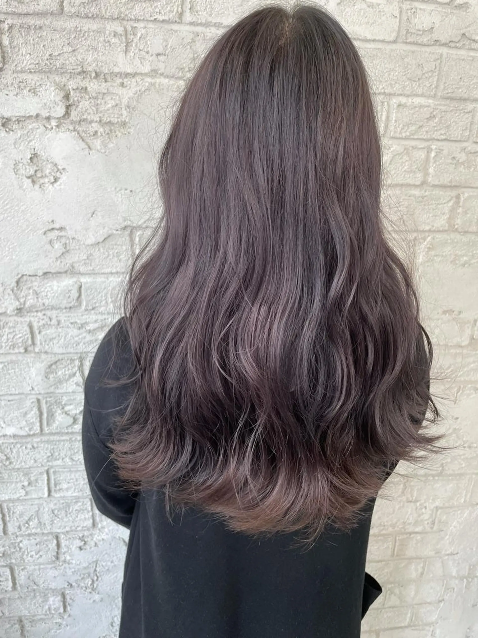 ロング カラー ヘアアレンジ ダブルカラー ラベンダーカラー シルバー ブリーチ特化 ハイトーンRYOYAのヘアスタイル