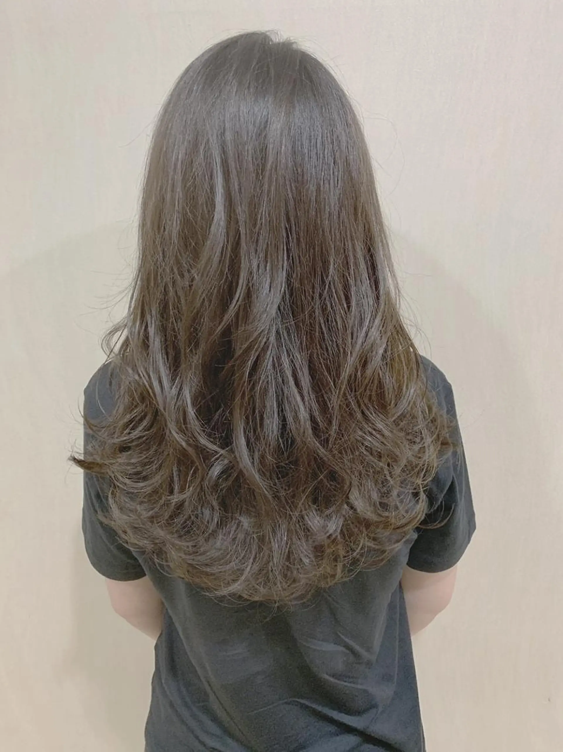 ショート カラー パーマ 髪質改善/美髪ケア ✨岡野右京のヘアスタイル