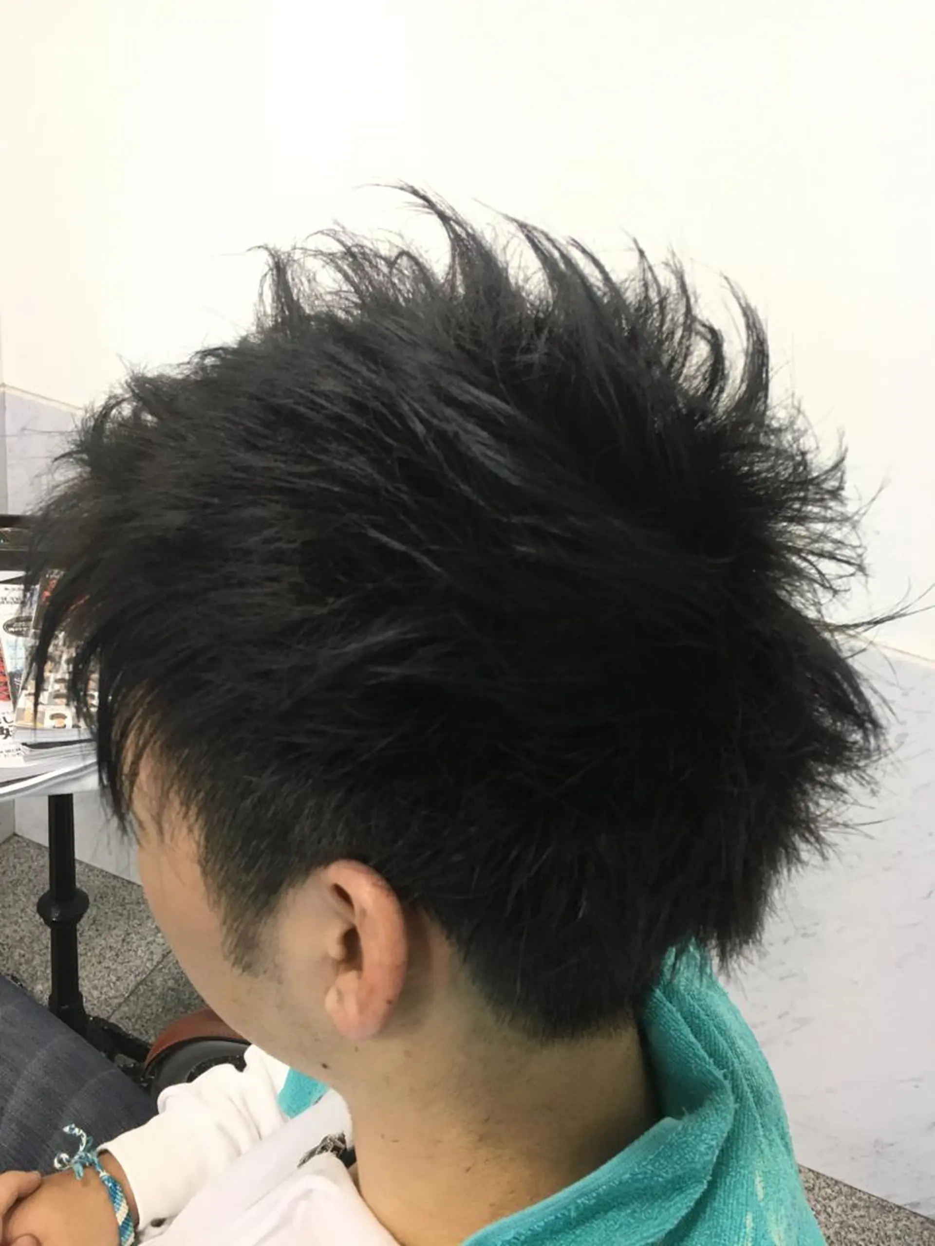 ショート カラー メンズ アッシュ ブルーカラー シルバー シルバーアッシュ 川合 勇気のヘアスタイル