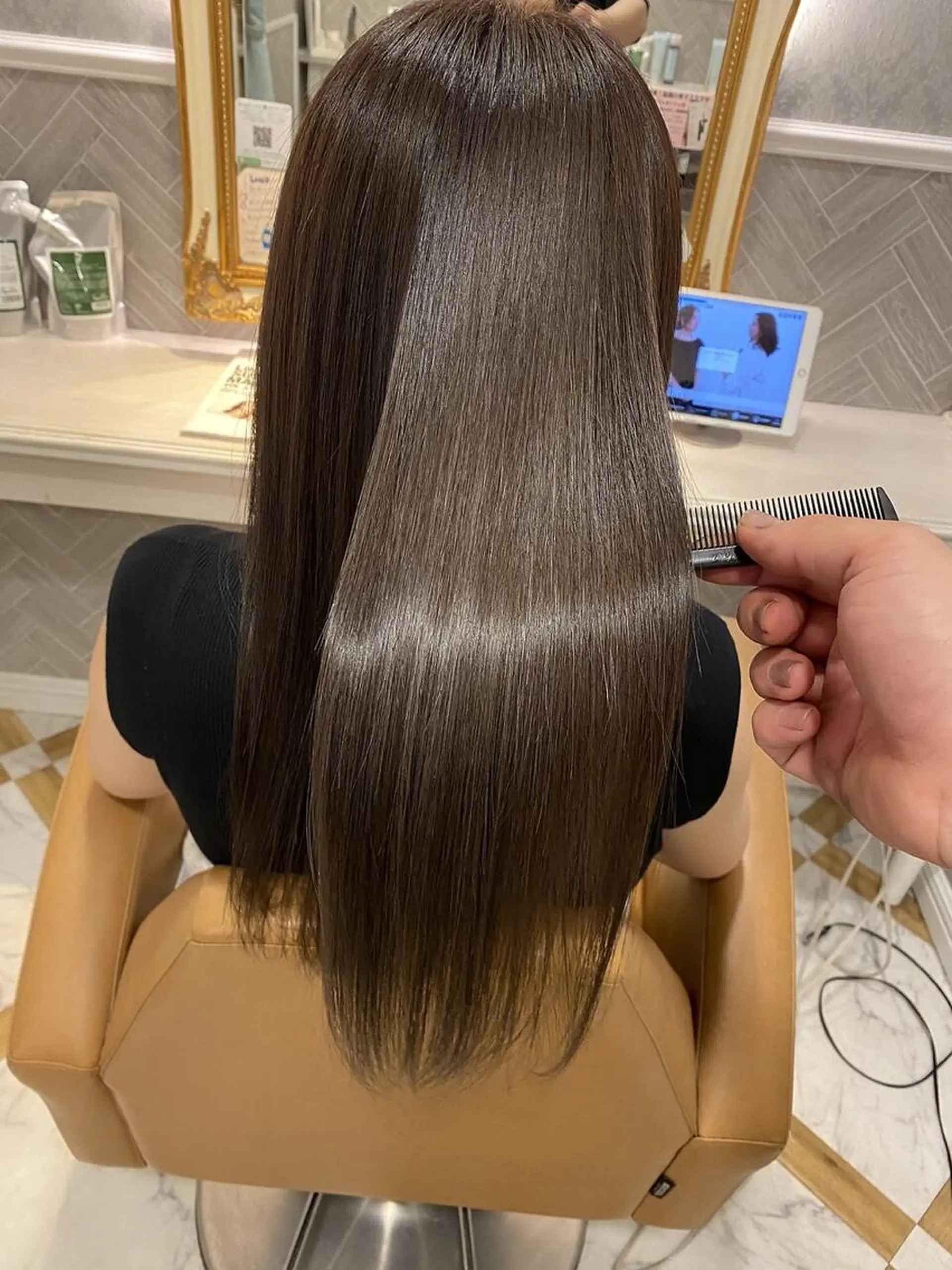 セミロング カラー カット ヘアカラー トリートメント 縮毛矯正/髪質改善 表参道/千田大地のヘアスタイル