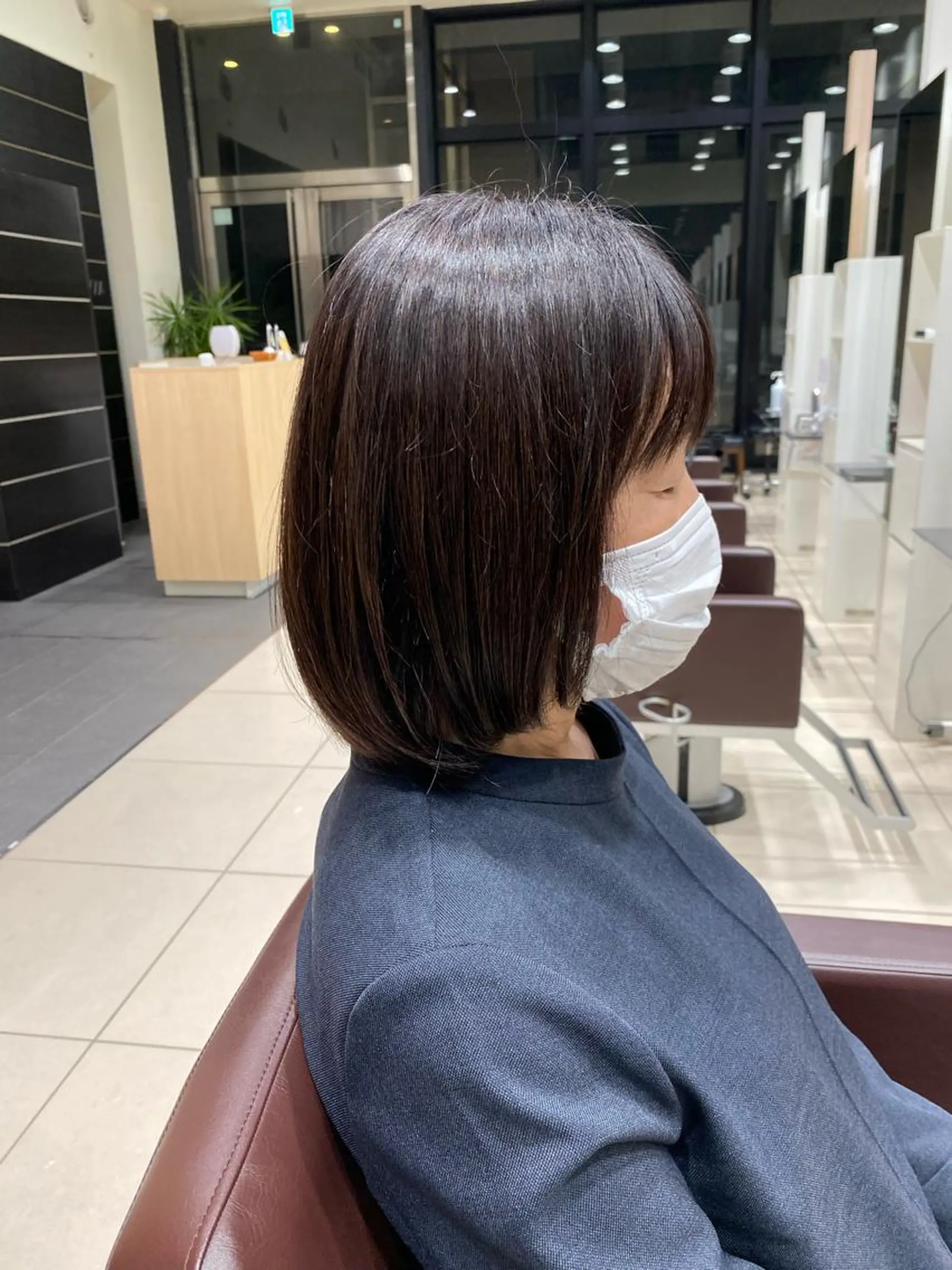 ミディアム ボブ/パーマ/レイ ヤー/新宿/KOKIのヘアスタイル