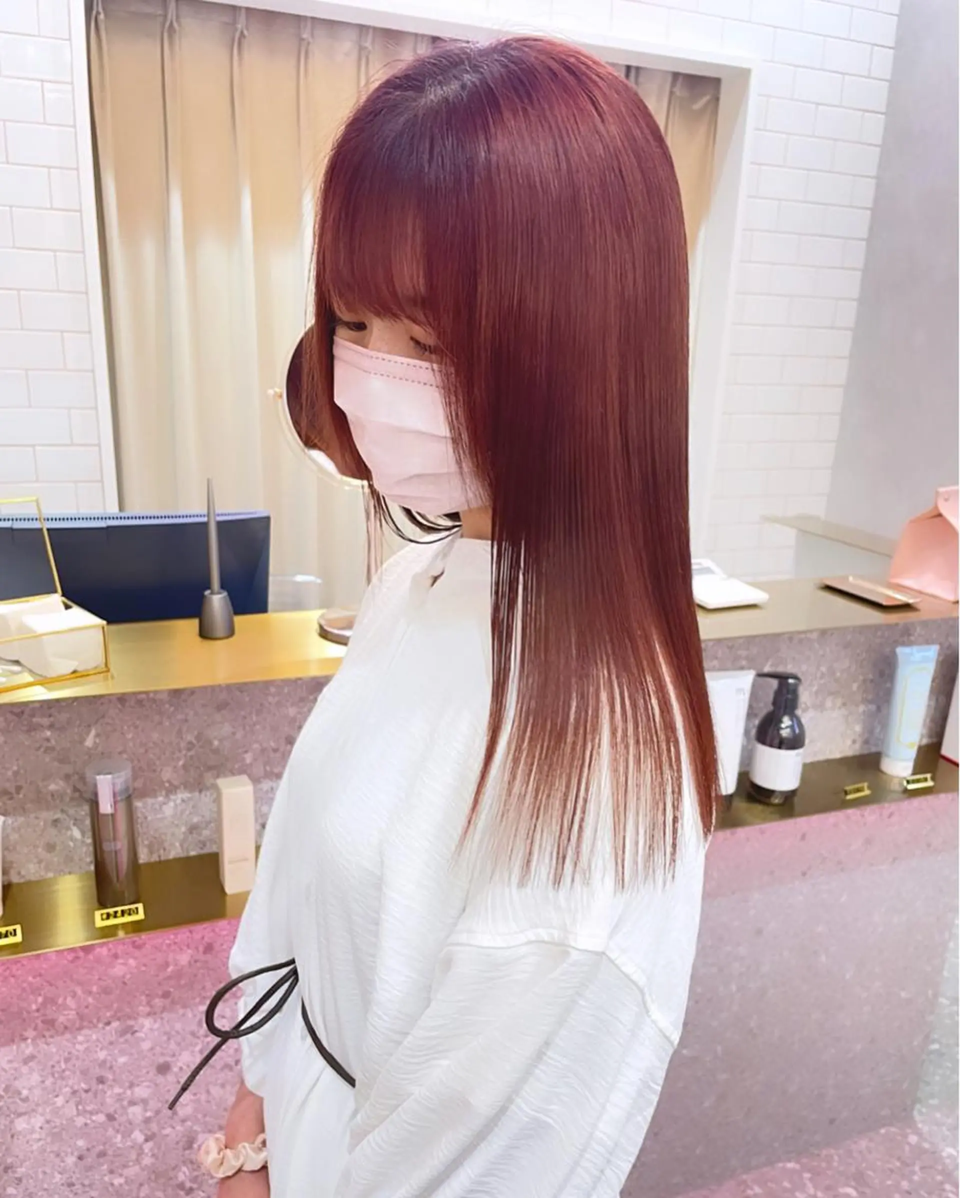 セミロング rina／ベージュ ワンホン/韓国ヘアのヘアスタイル