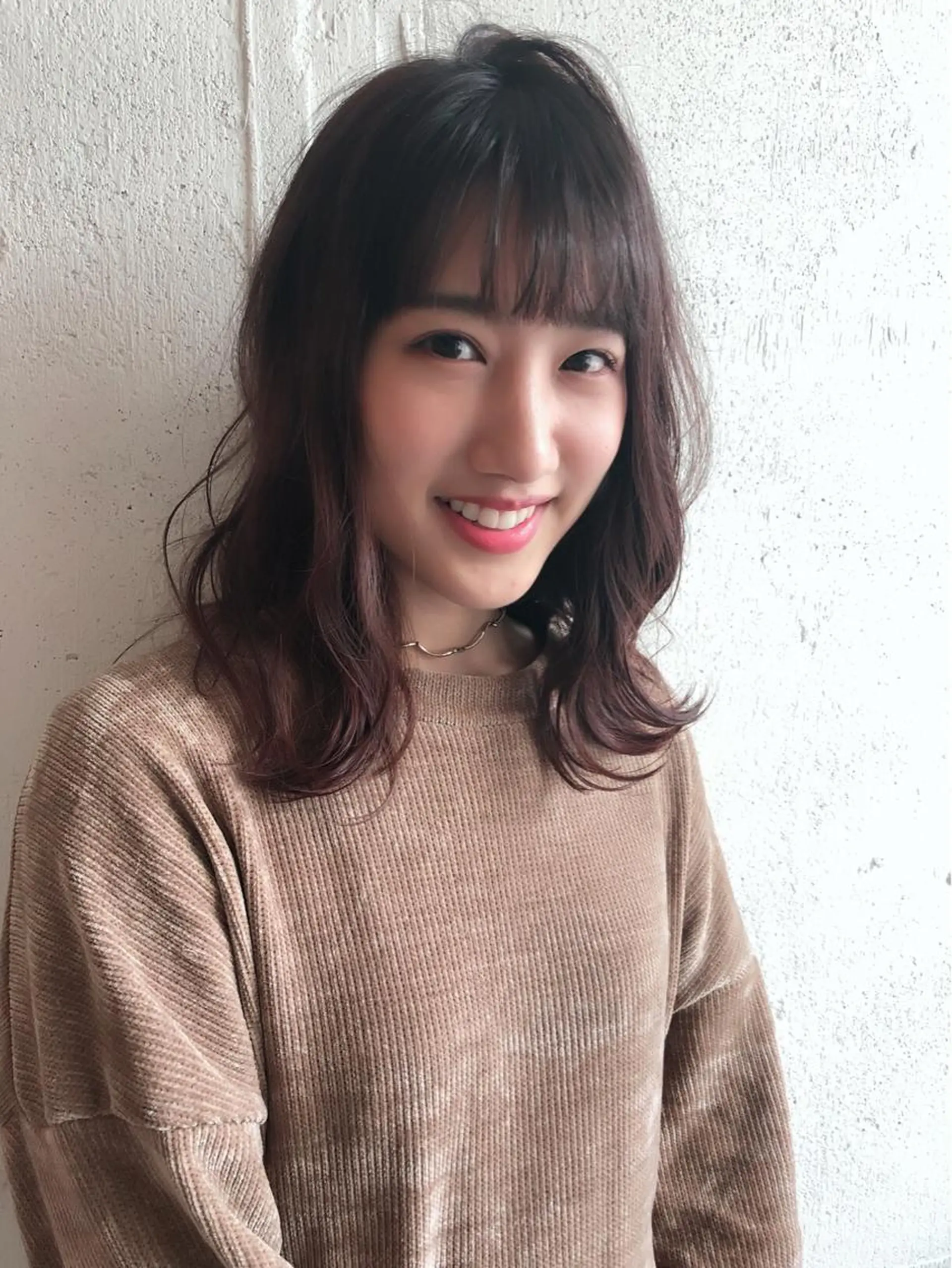 セミロング あらき ちさとのヘアスタイル