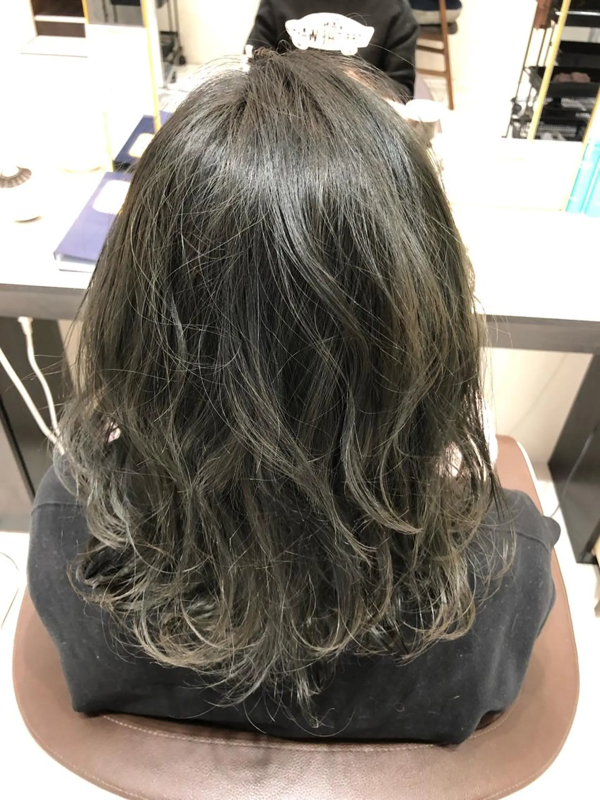 セミロング カット ヘアカラー 井口 真人のヘアスタイル