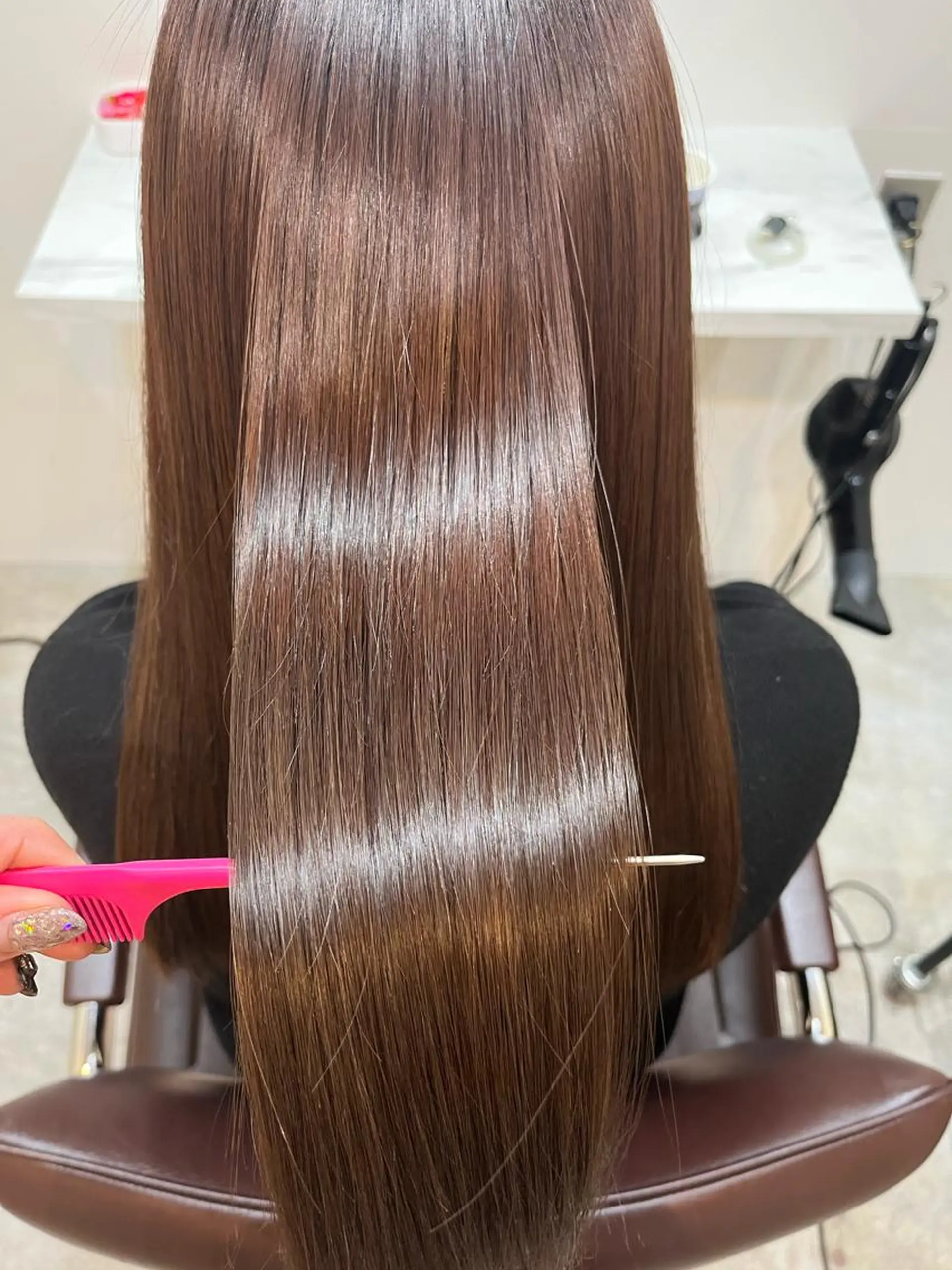 セミロング カラー カット ヘアカラー トリートメント 【髪質改善 艶髪】 布川 莉穂のヘアスタイル