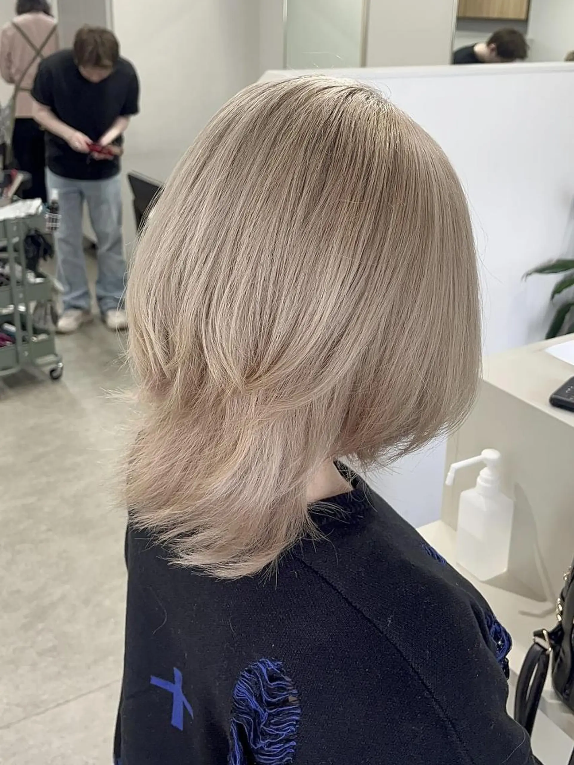 ミディアム カラー ✨【公式】 juhl.横浜✨のヘアスタイル