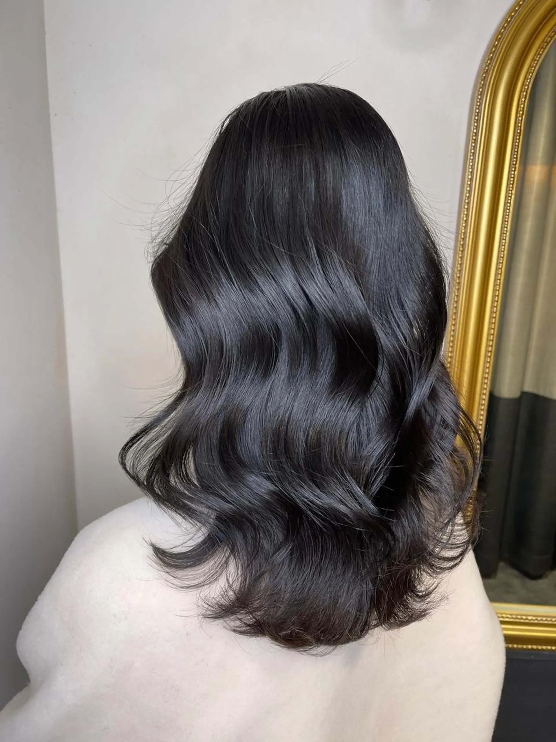 ロング カラー ブリーチ グレージュ ブリーチなしカラー 泉 堅也のヘアスタイル