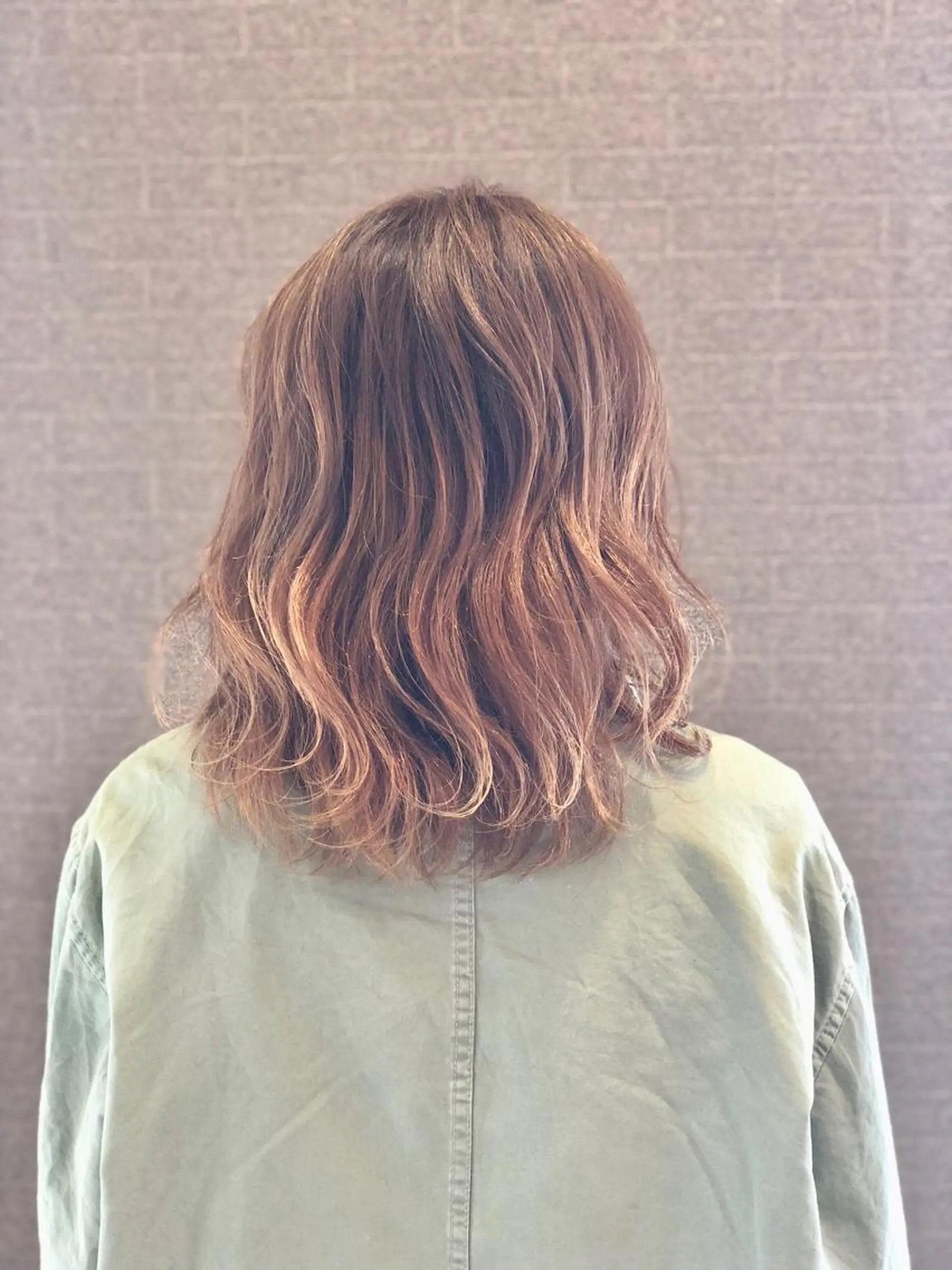 ミディアム カラー ブリーチ グラデーションカラー ハイライトカラー ハイライト アンドウ ユウ/ レイヤーカット/韓国のヘアスタイル